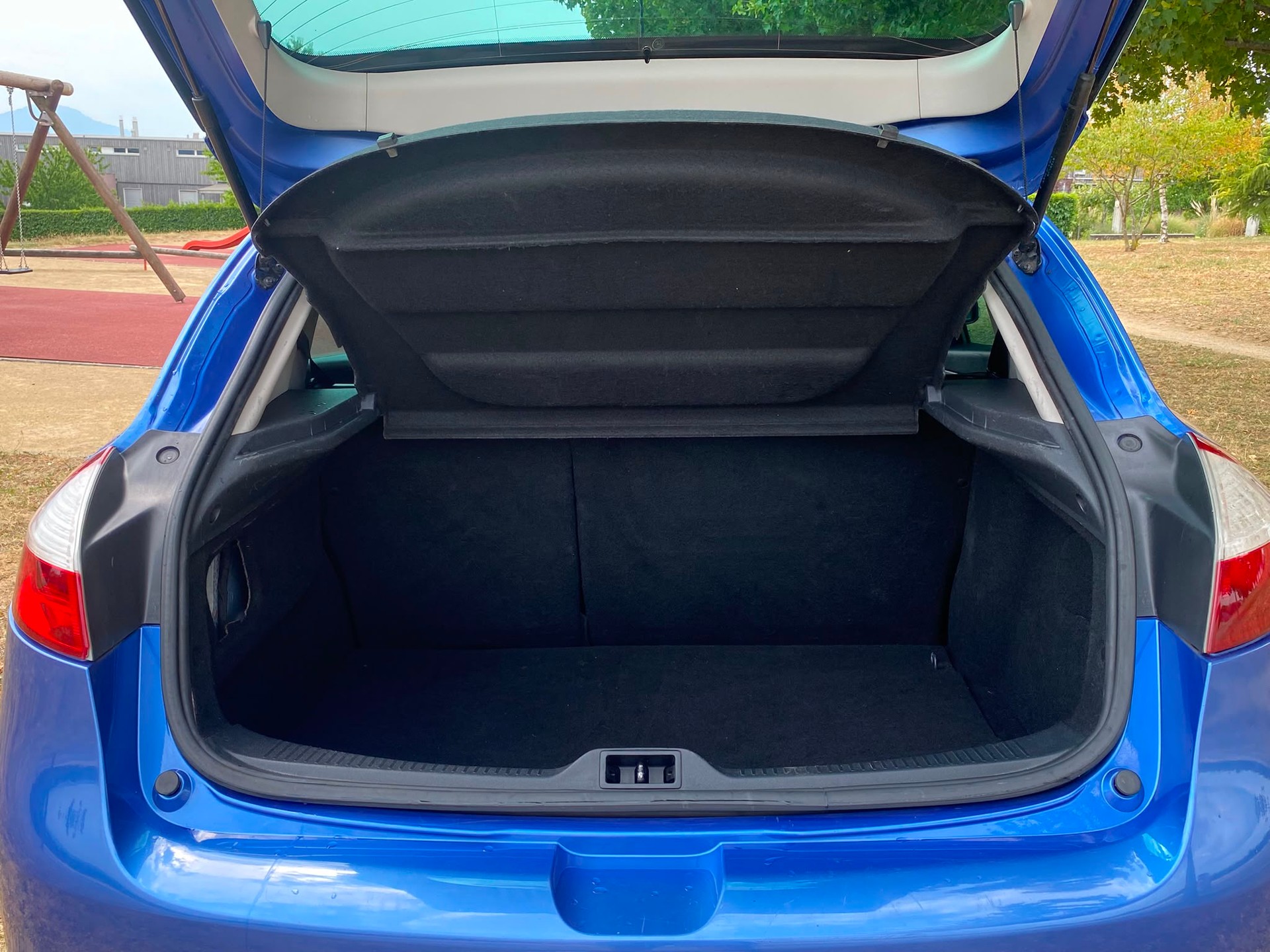 RENAULT Mégane 2.0 16V Turbo Privilège << écran cassé >>-image-23