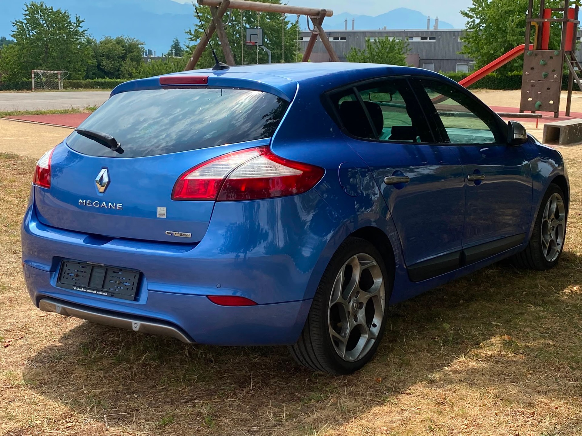 RENAULT Mégane 2.0 16V Turbo Privilège << écran cassé >>-image-5