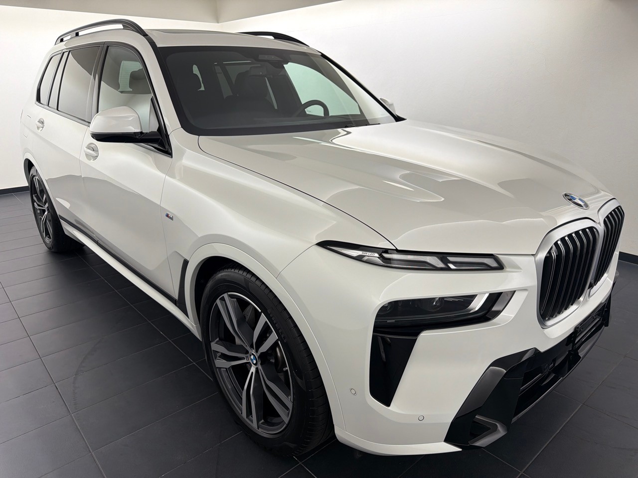 BMW X7 xDr 48V 40d M Sport-image-3