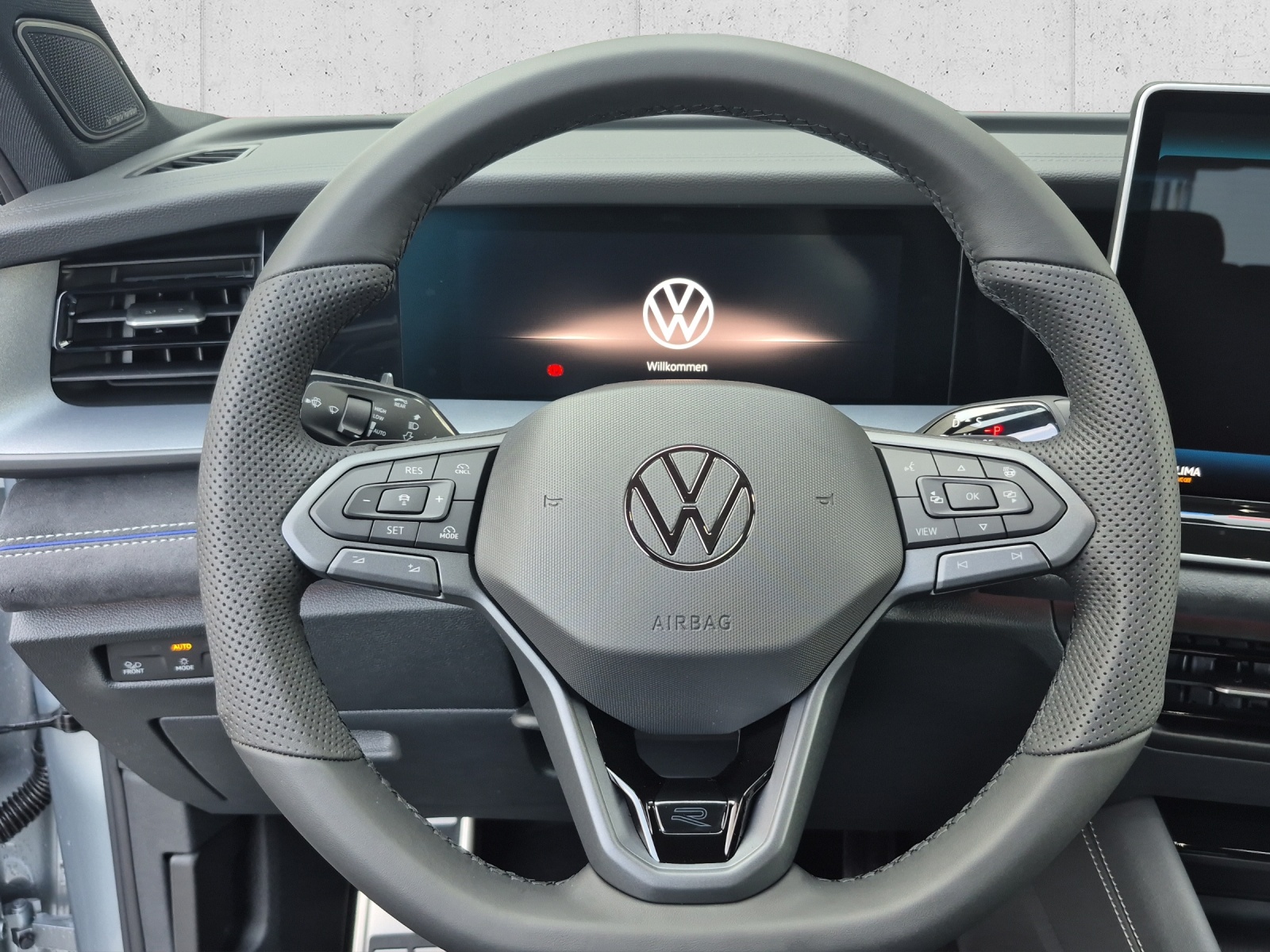 VW Tayron 2.0 TSI R-Line United DSG 4Motion-image-9