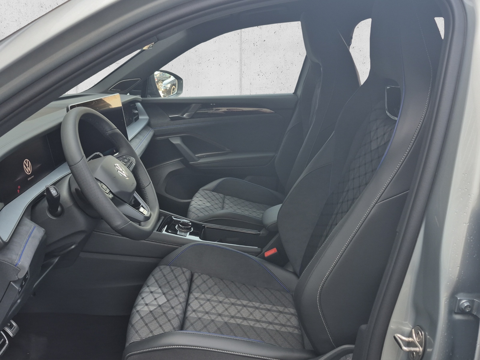 VW Tayron 2.0 TSI R-Line United DSG 4Motion-image-8