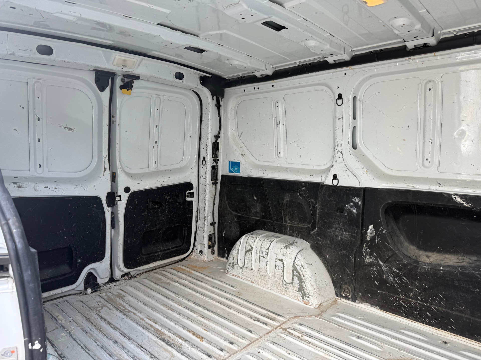 OPEL Vivaro 1.6 CDTI 2.9t L1H1-image-9