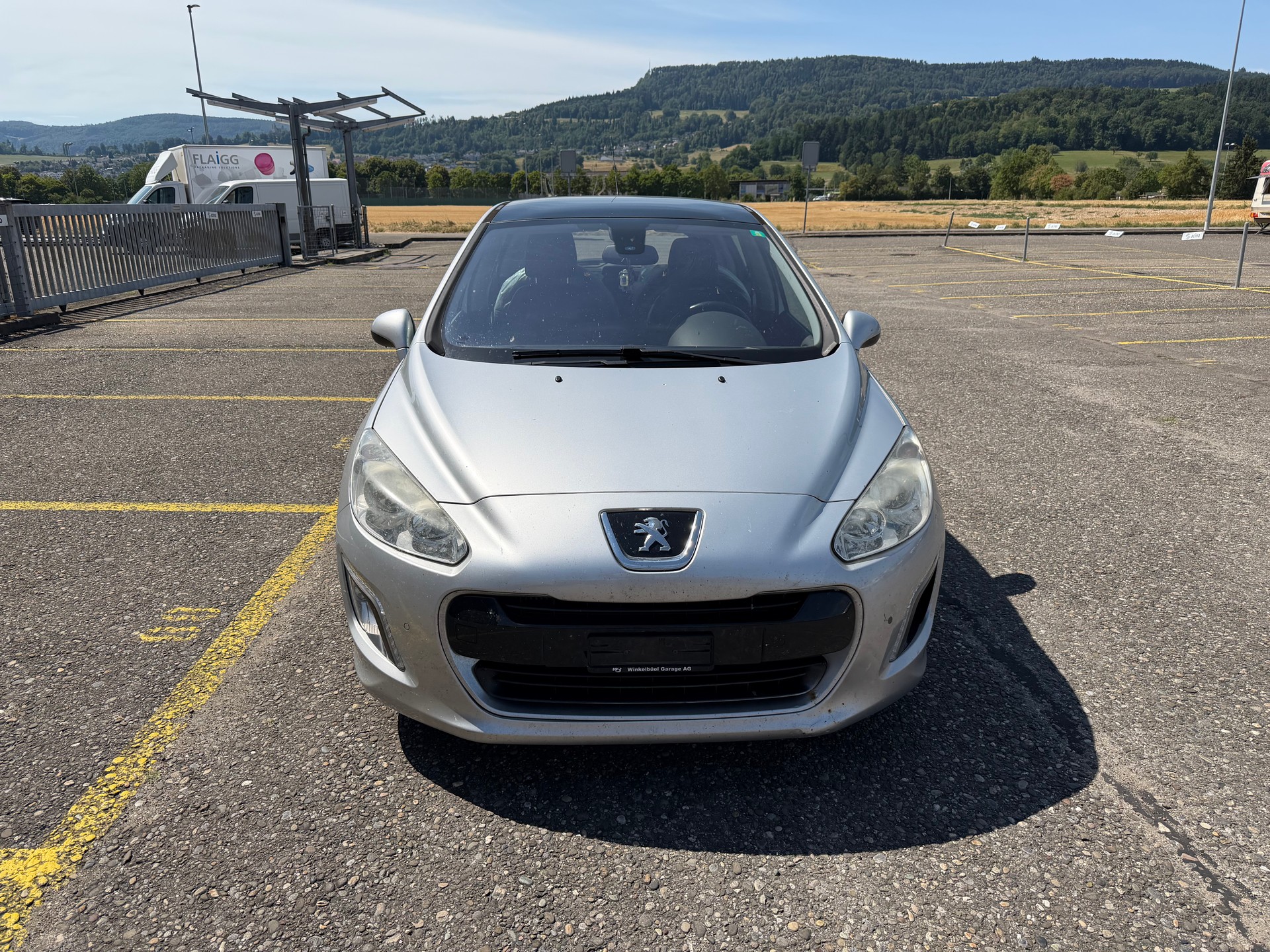 PEUGEOT 308 1.6 16V T Millesim 200 Automatic-image-0