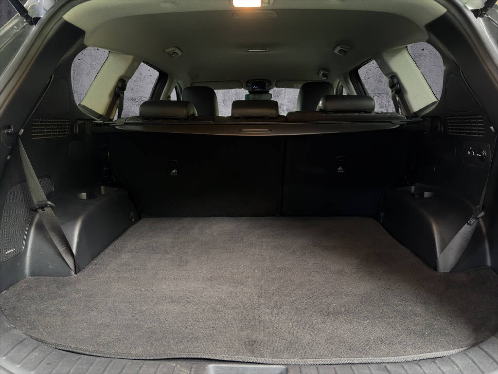 HYUNDAI Santa Fe 1.6 T-GDi HEV Amplia-image-8