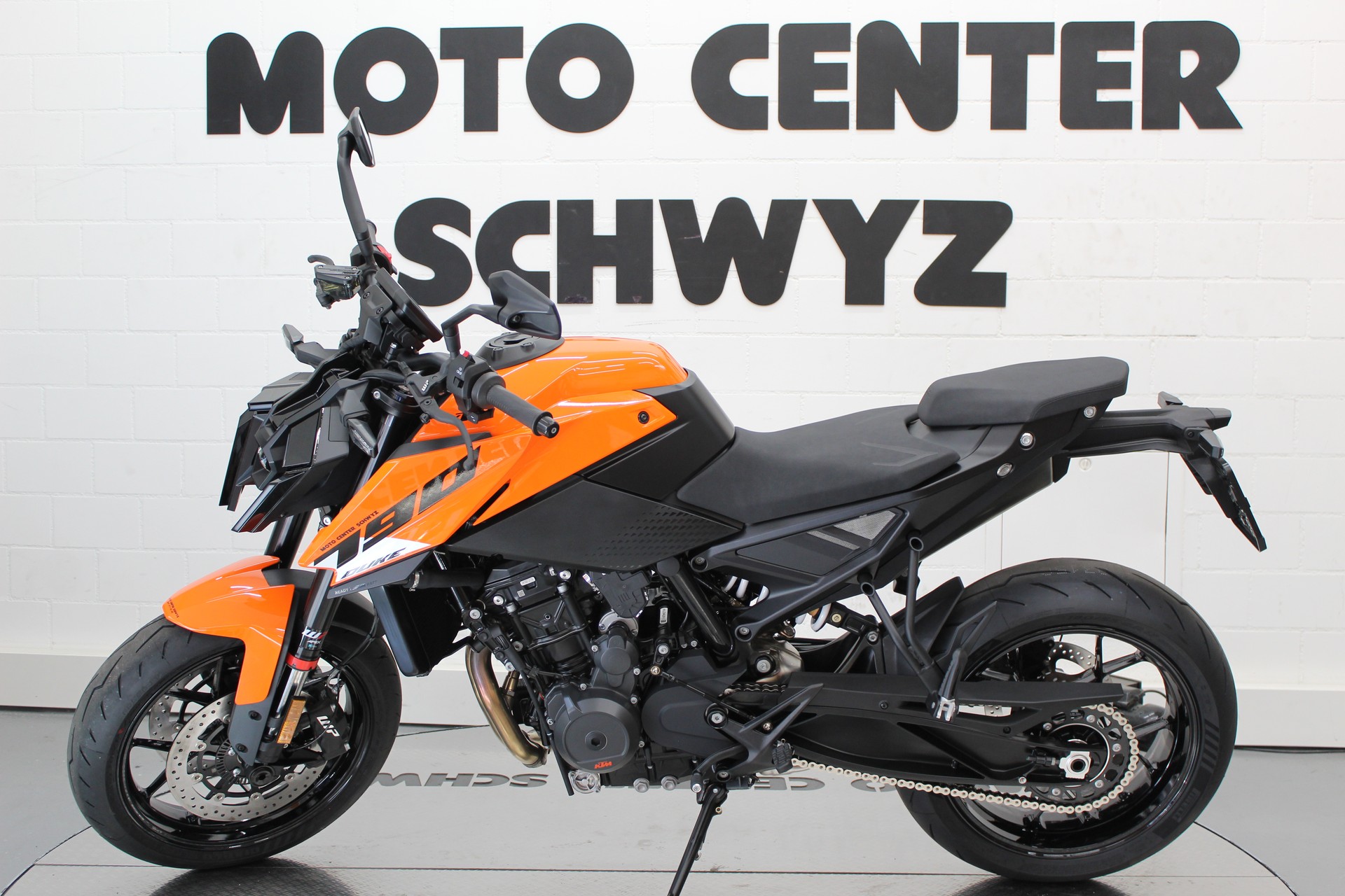 KTM 790 Duke L 2027-image-5