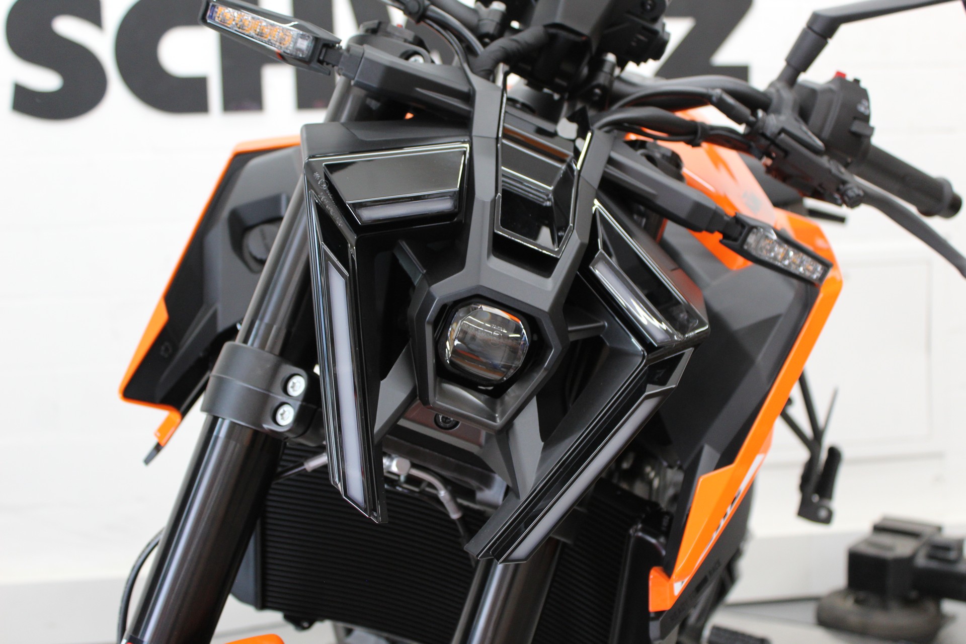 KTM 790 Duke L 2027-image-7