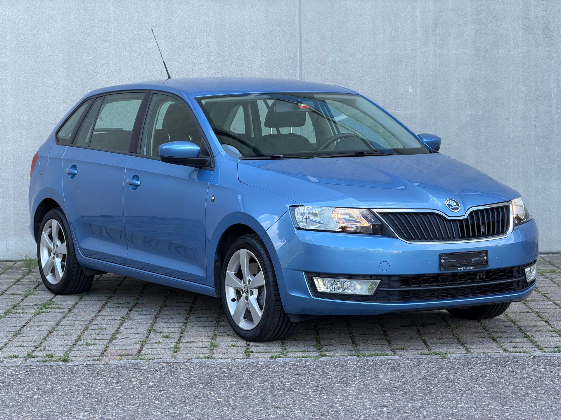 SKODA Rapid Spaceback 1.4 TSI Ambition DSG-image-3
