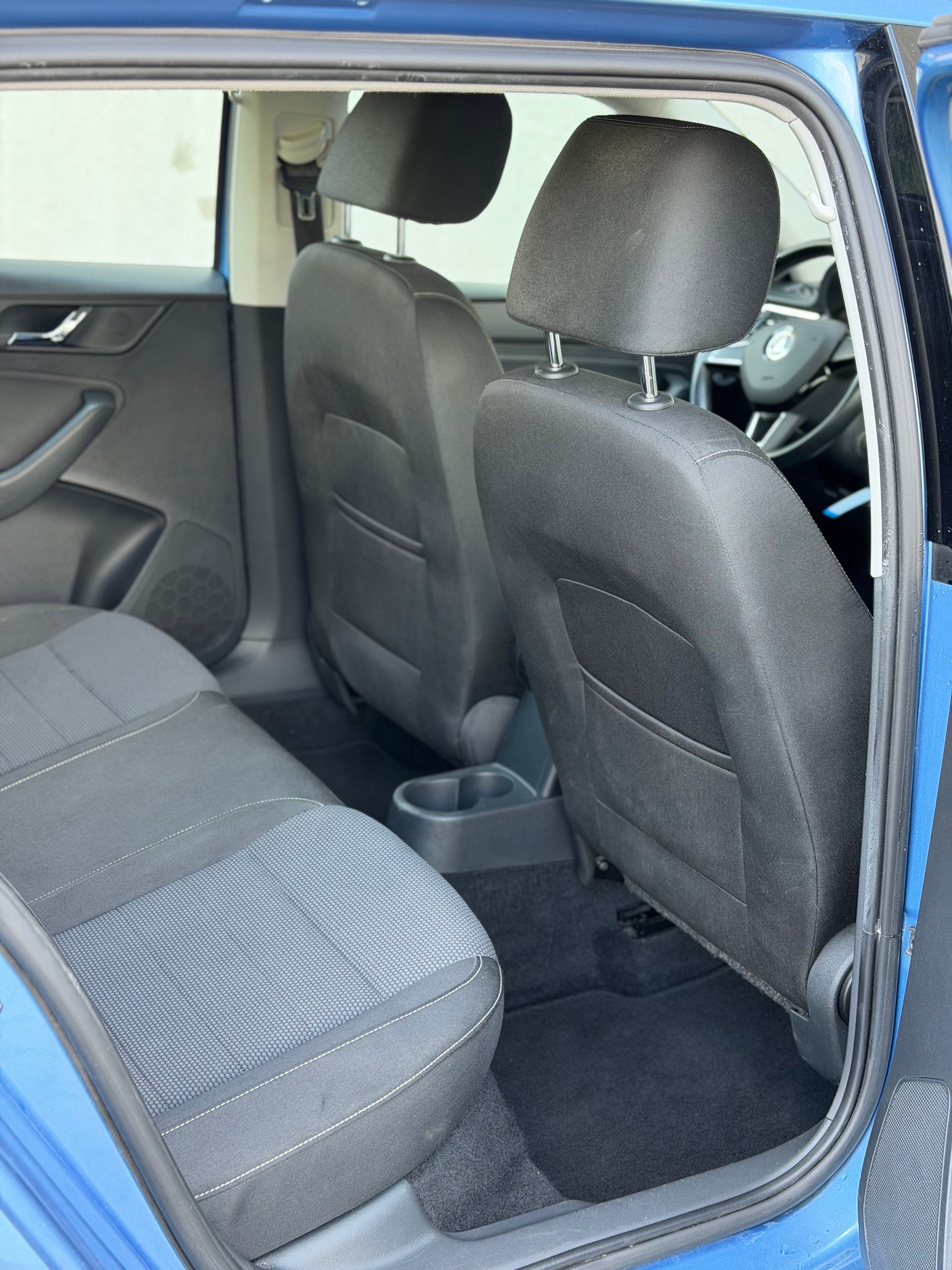 SKODA Rapid Spaceback 1.4 TSI Ambition DSG-image-8