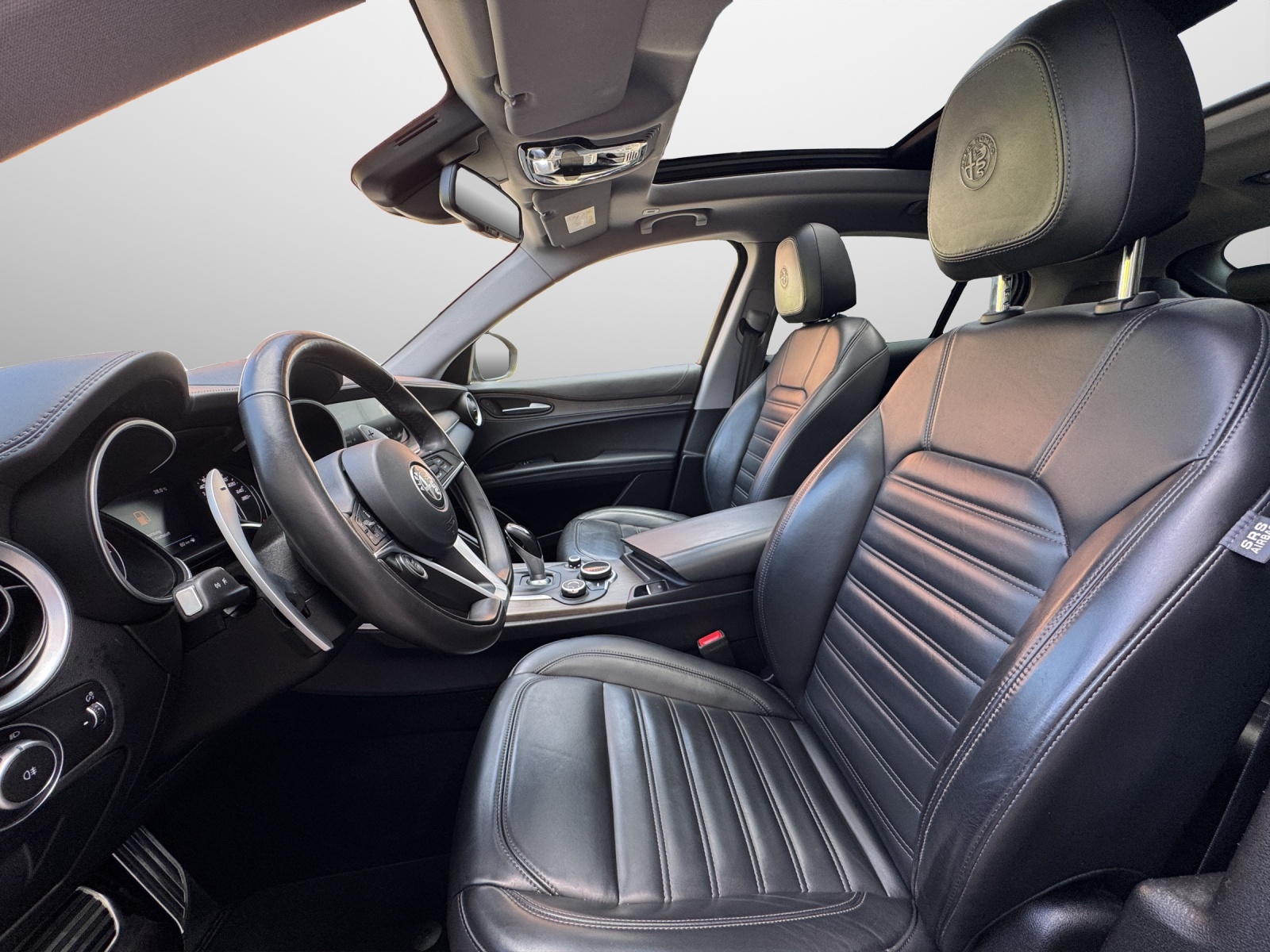 ALFA ROMEO Stelvio 2.0 Q4 280 Executive-image-4