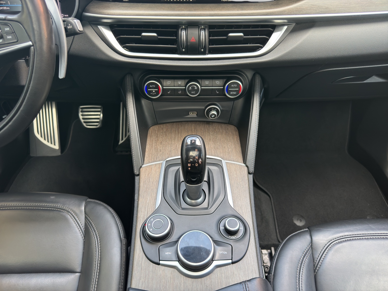 ALFA ROMEO Stelvio 2.0 Q4 280 Executive-image-6