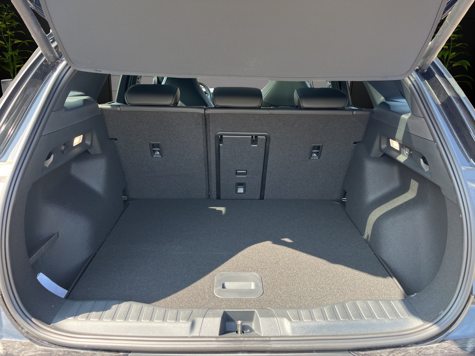 FORD Explorer Elektro 77kWh Dual Extended Range Premium AWD-image-5