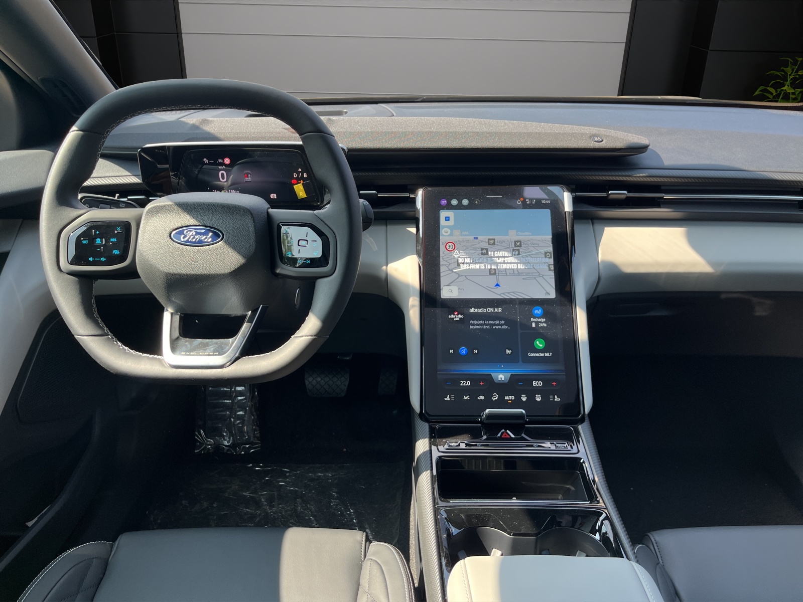 FORD Explorer Elektro 77kWh Dual Extended Range Premium AWD-image-11