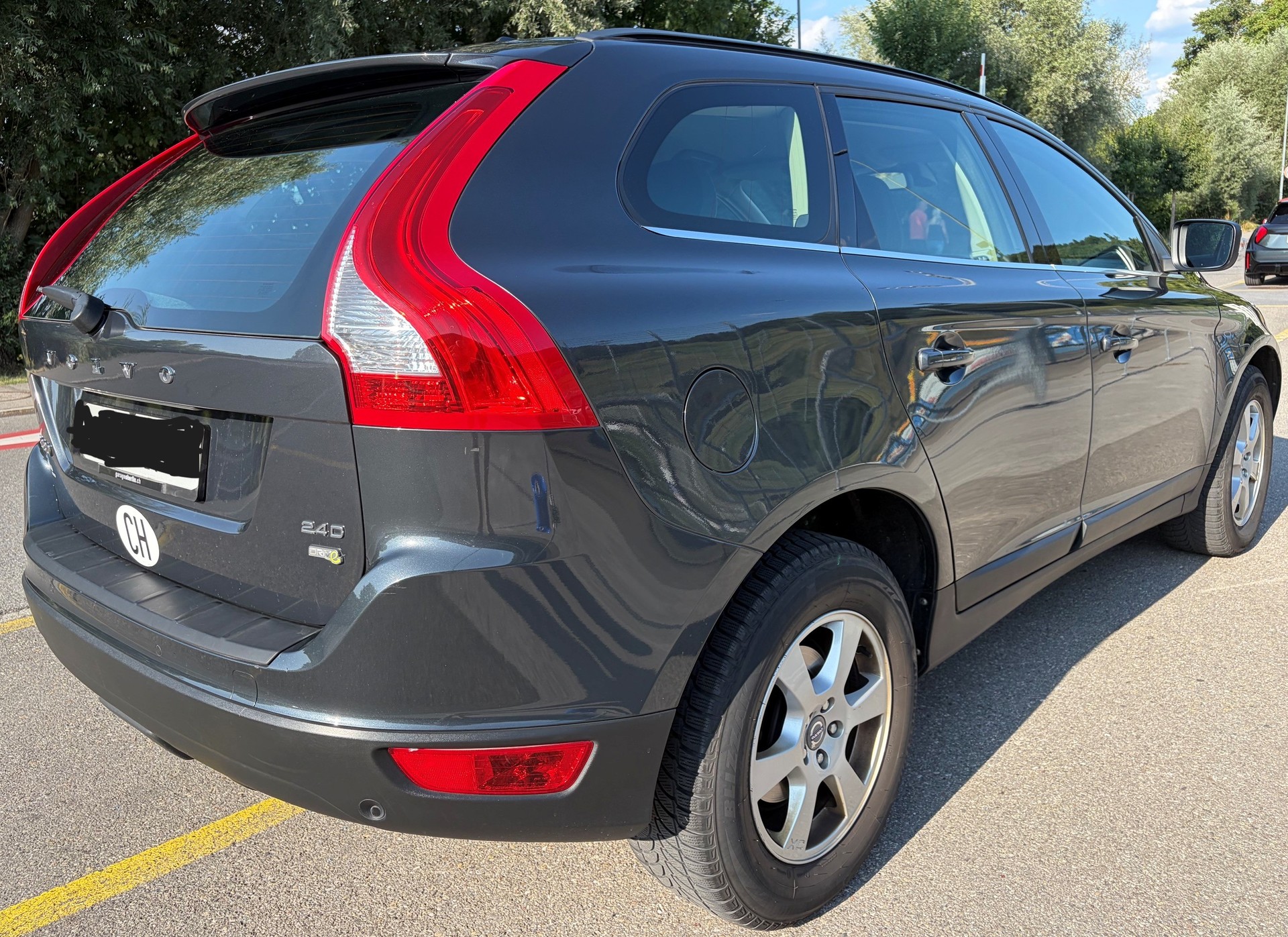 VOLVO 2.4 D Summum-image-1
