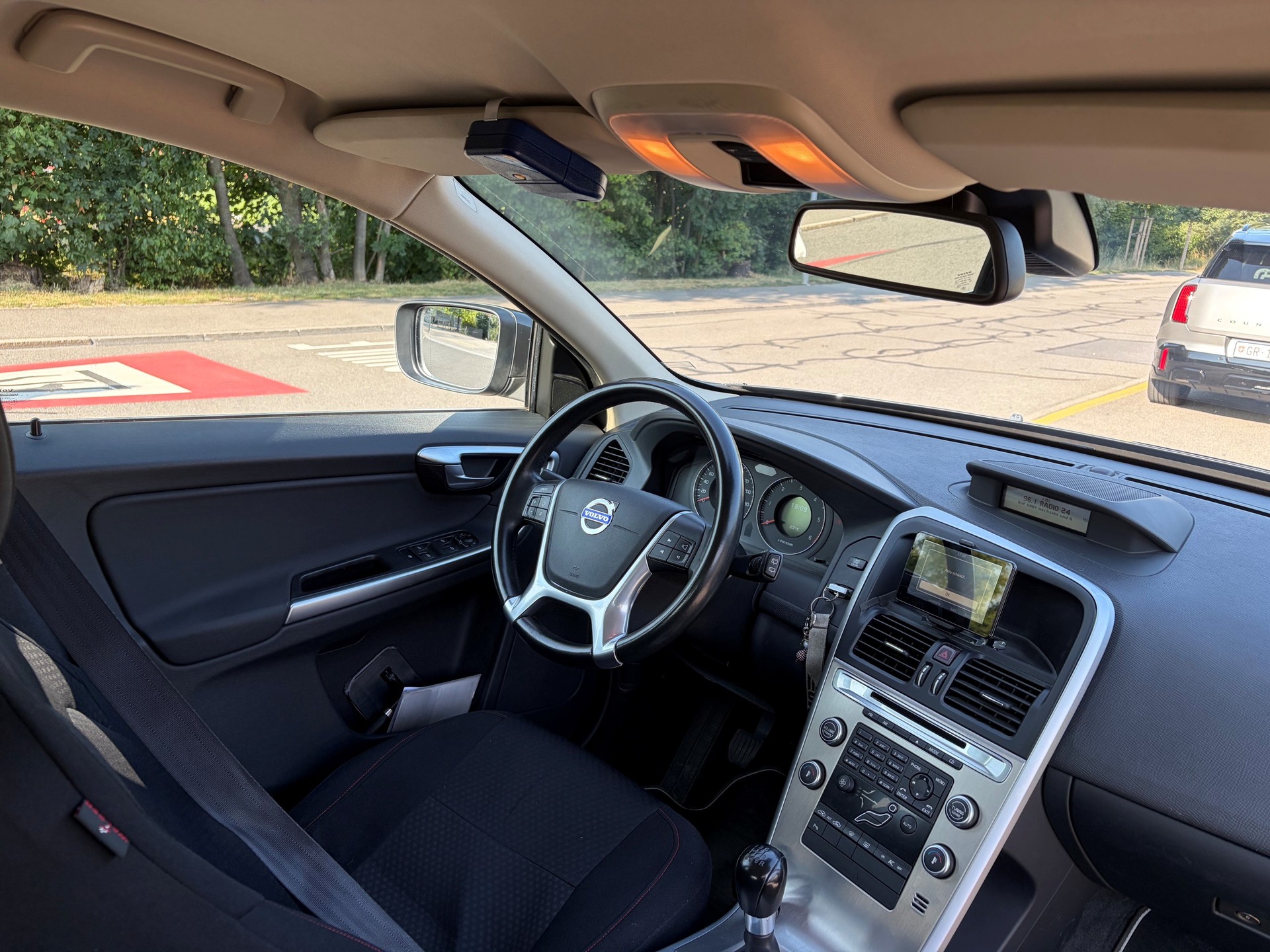 VOLVO 2.4 D Summum-image-4