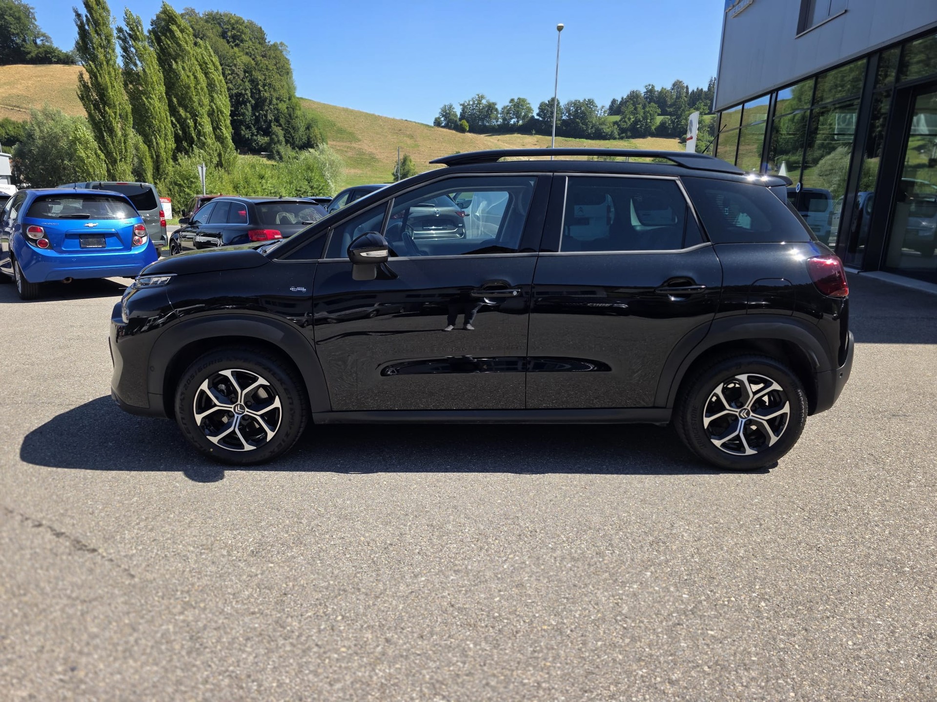 CITROEN C3 Aircross 1.2i PureTech Swiss Edition EAT6-image-1