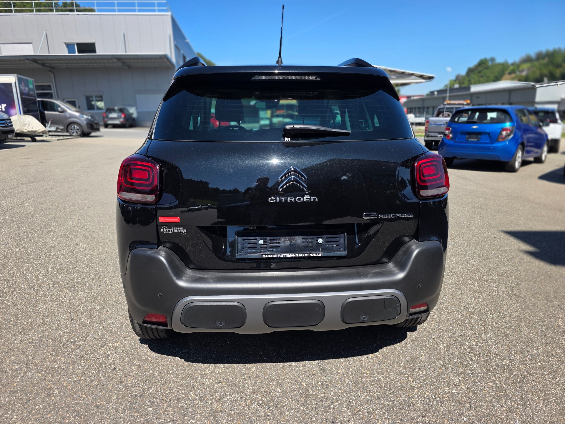 CITROEN C3 Aircross 1.2i PureTech Swiss Edition EAT6-image-3
