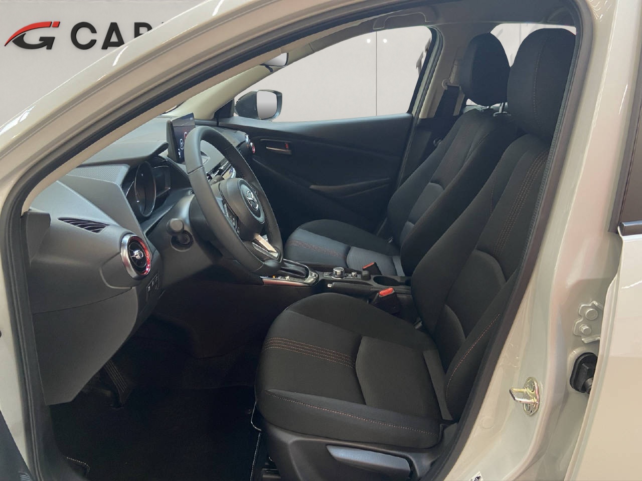 MAZDA 2 1.5 90 Homura-image-4