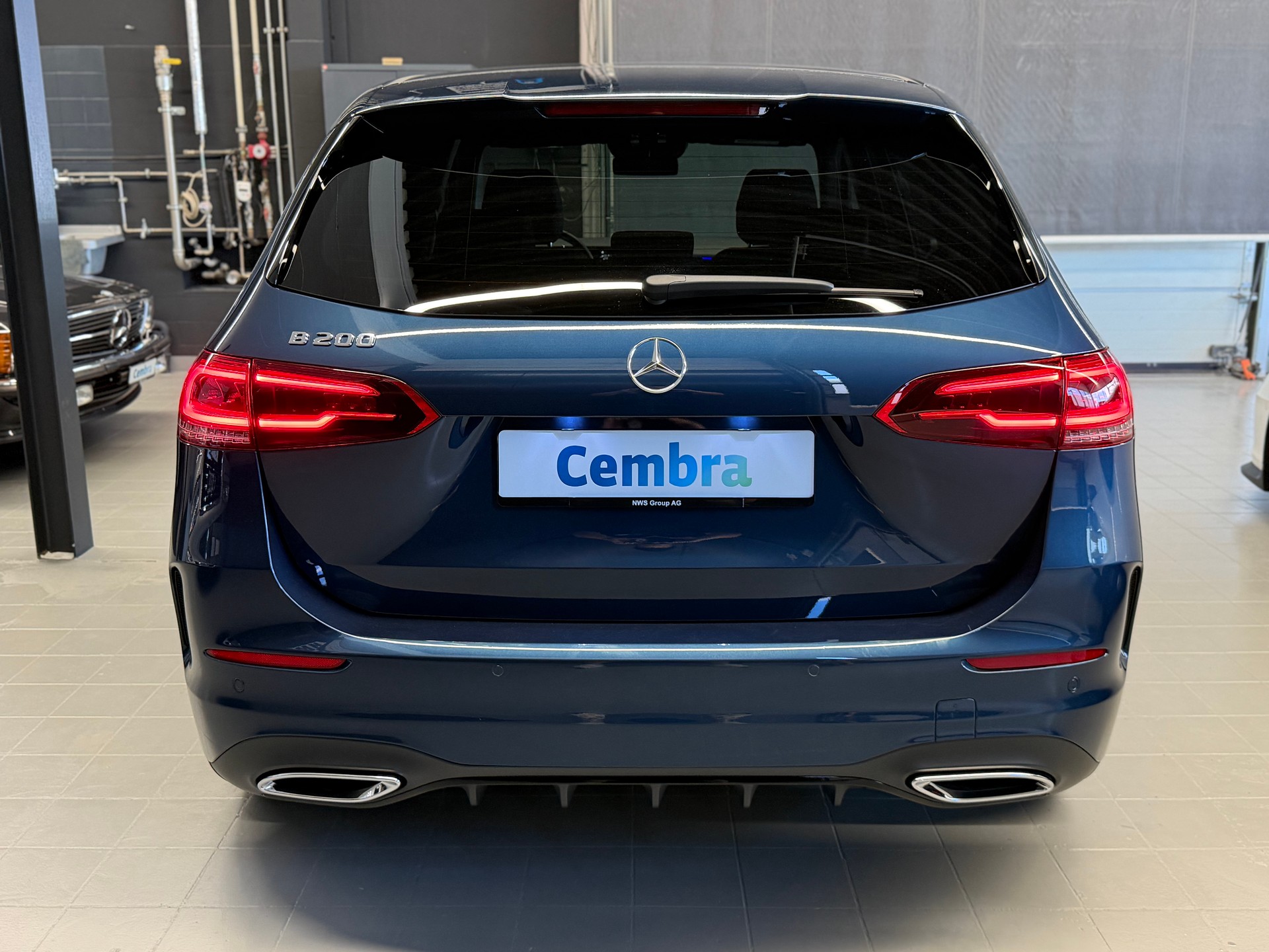 MERCEDES-BENZ B 200 AMG Line 7G-DCT-image-5