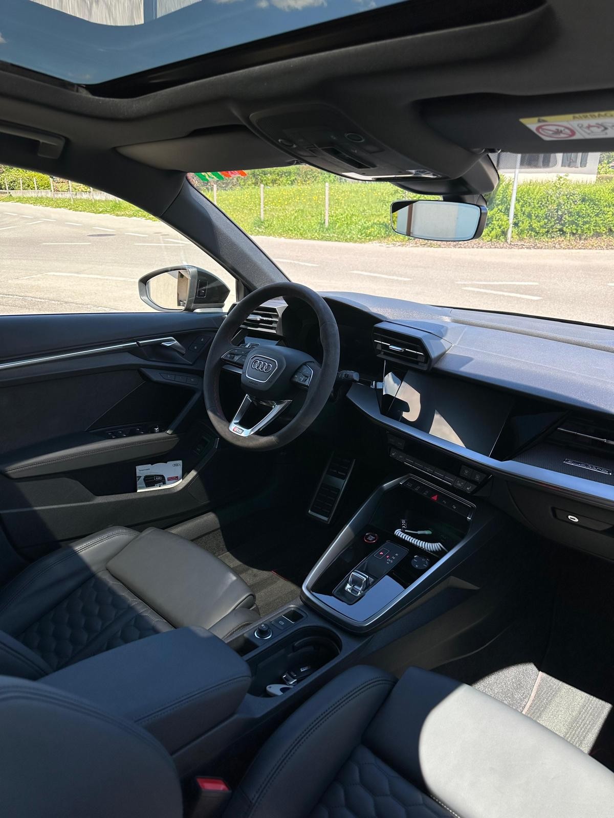 AUDI 2.5 TFSI quattro S-Tronic-image-2