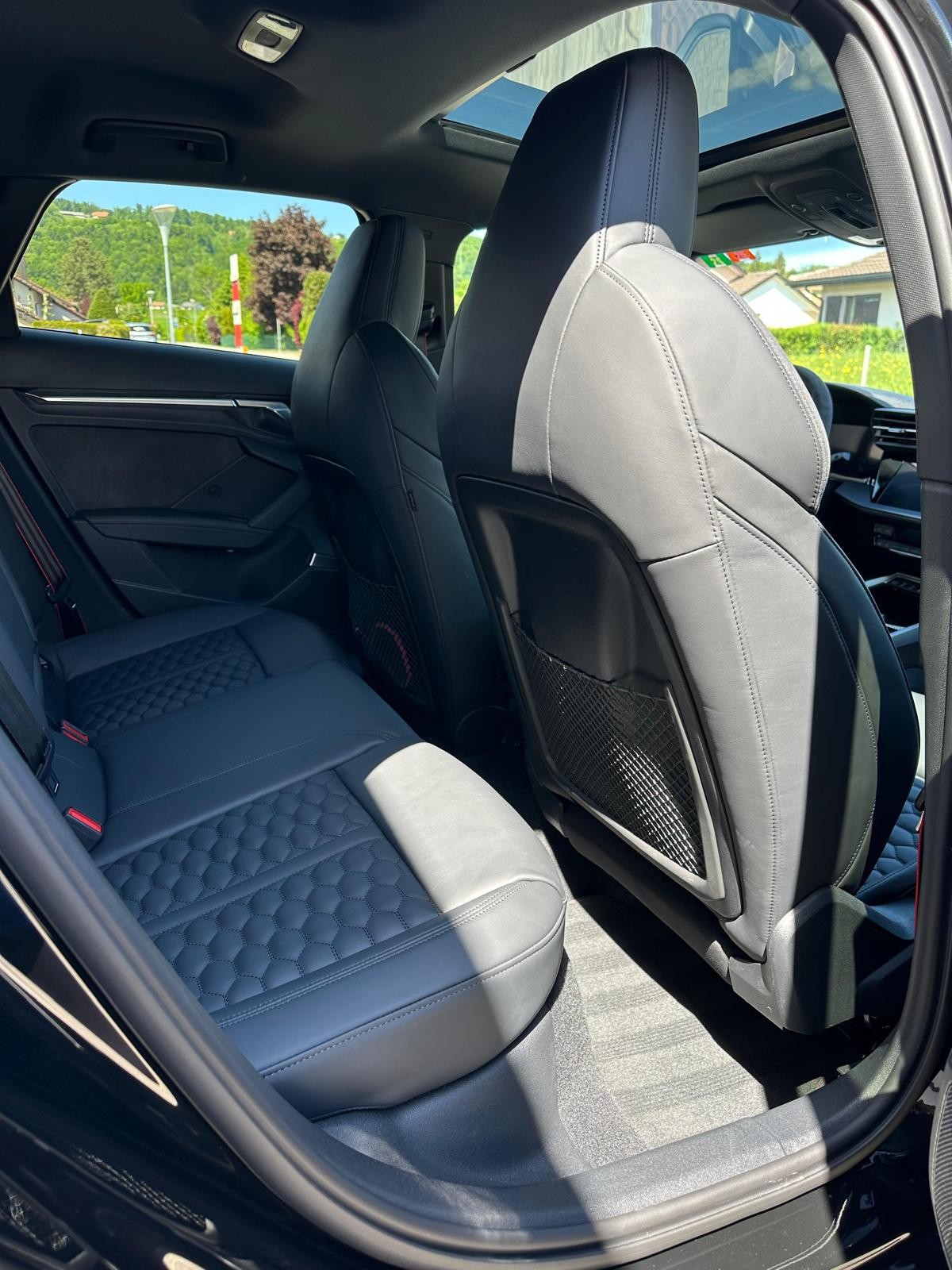 AUDI 2.5 TFSI quattro S-Tronic-image-7