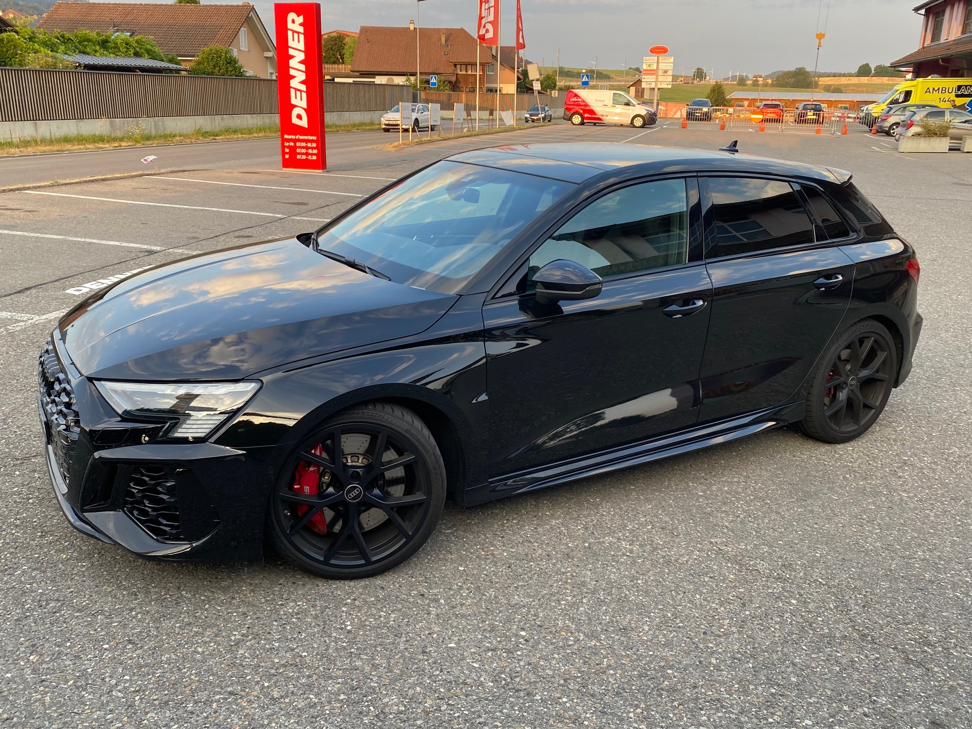 AUDI 2.5 TFSI quattro S-Tronic