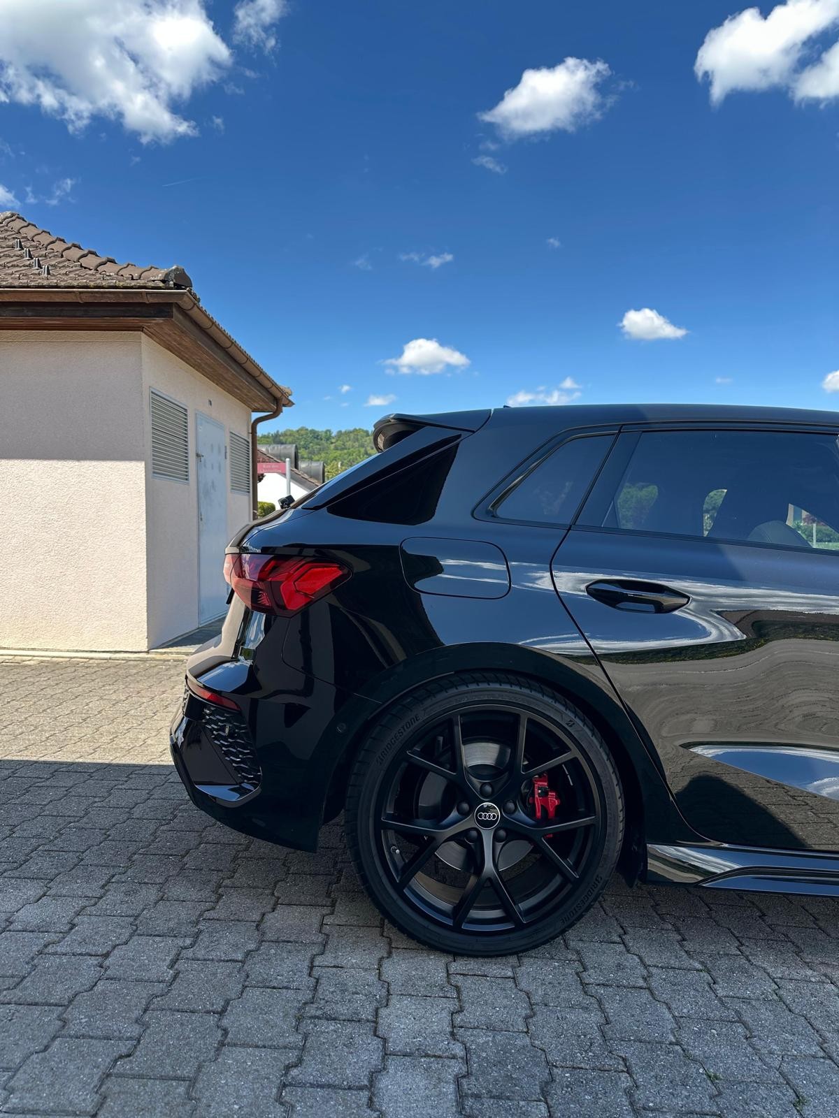 AUDI 2.5 TFSI quattro S-Tronic-image-1