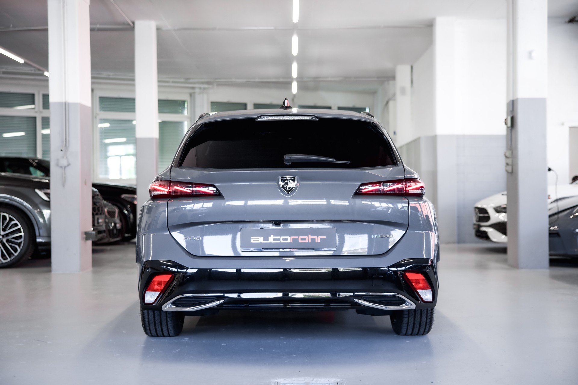 PEUGEOT 308 SW 1.6 PHEV 180 GT-image-5