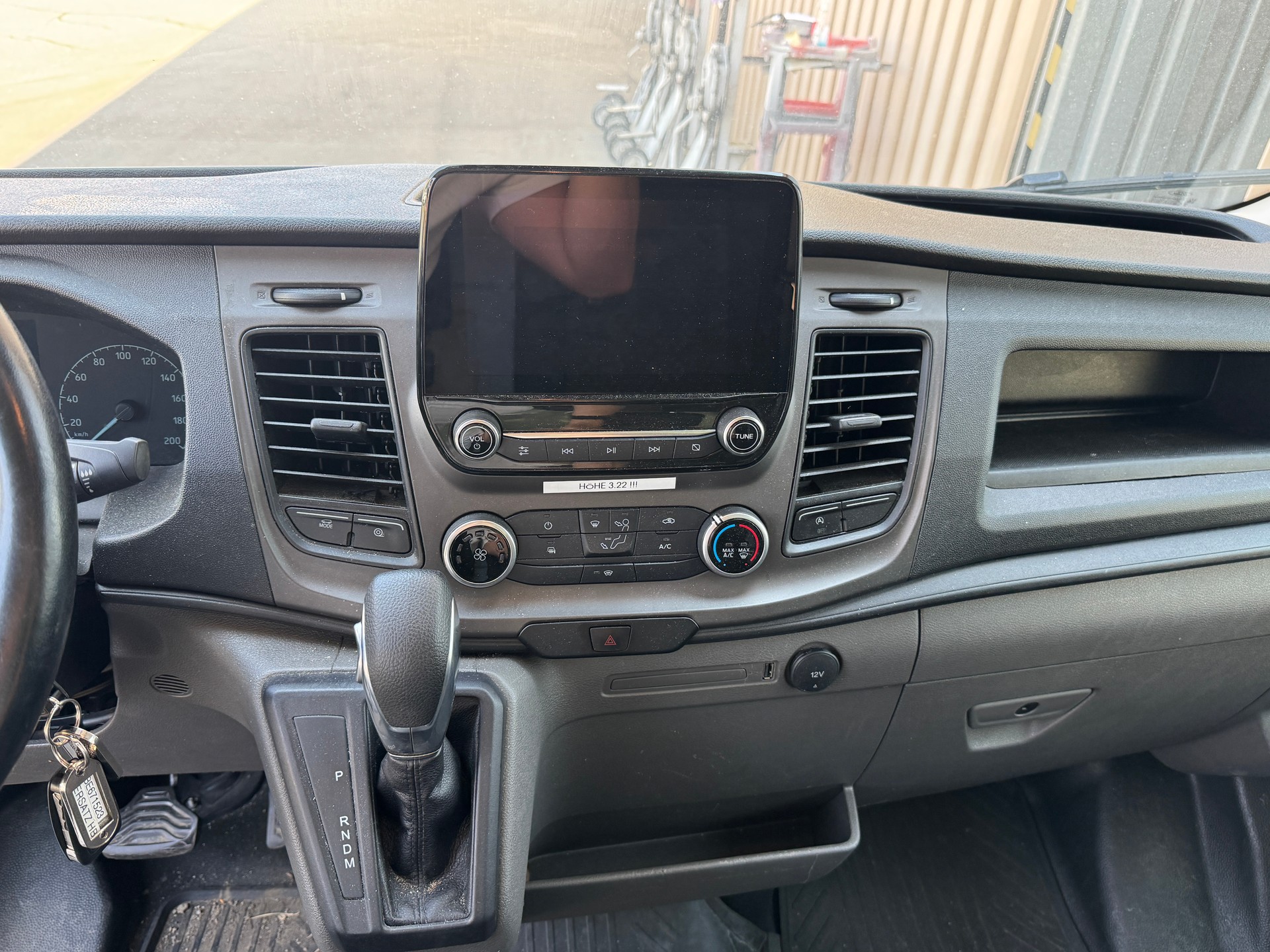FORD Transit 350 L5 Trend 2.0 TDCi 170 HD RWD A-image-8