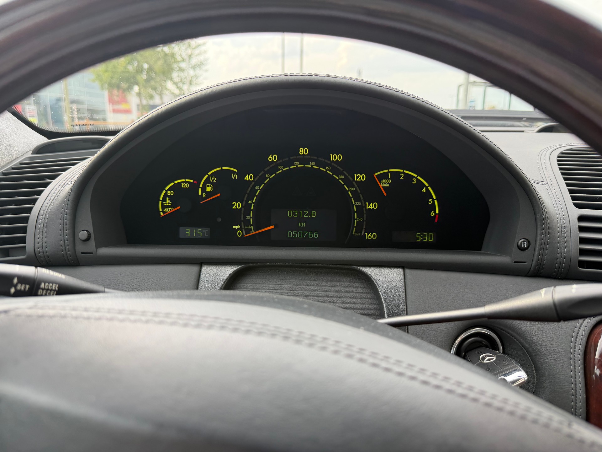 MERCEDES-BENZ CL 600-image-5