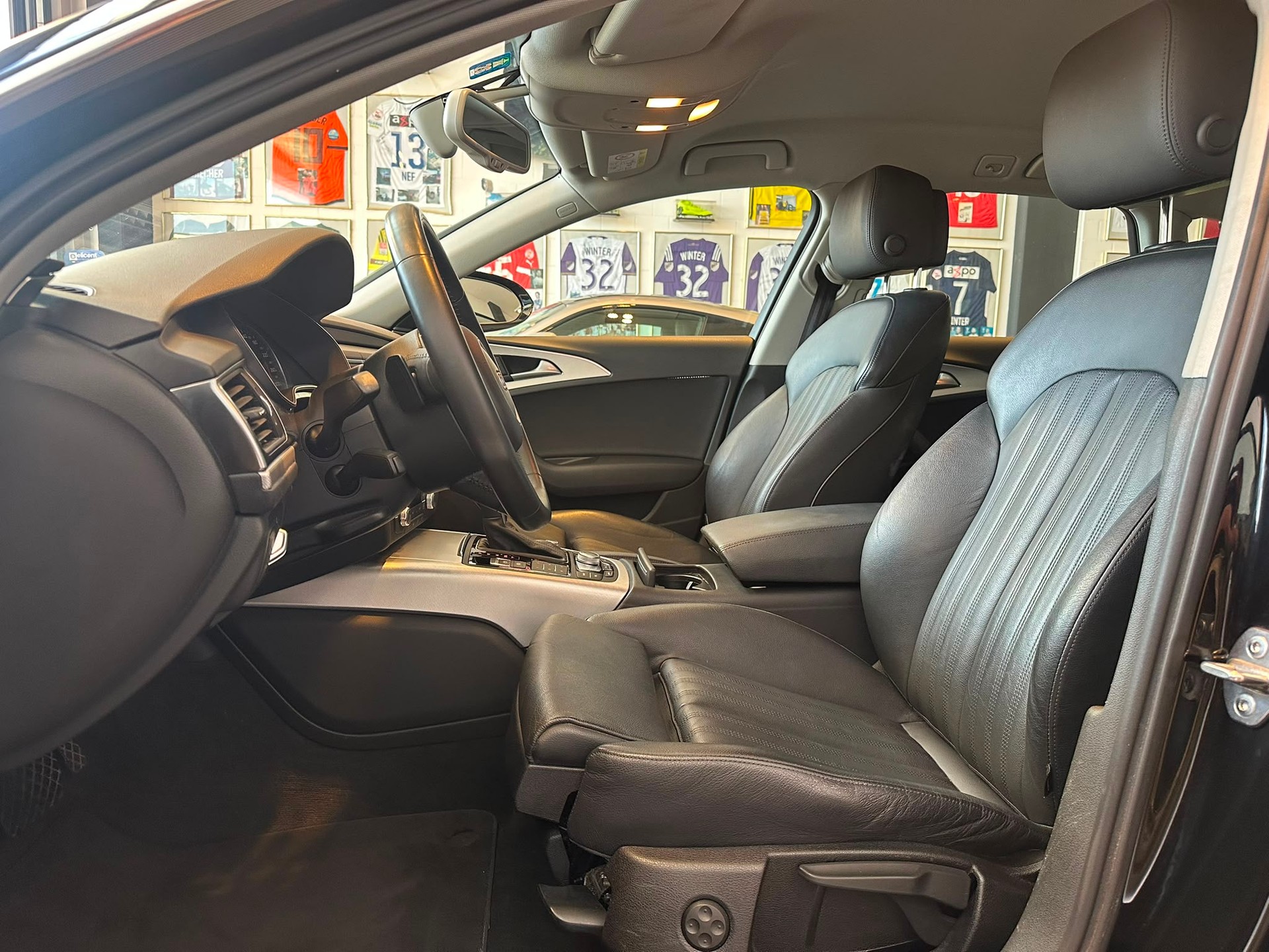 AUDI A6 Avant 2.0 TDI quattro S-tronic-image-7