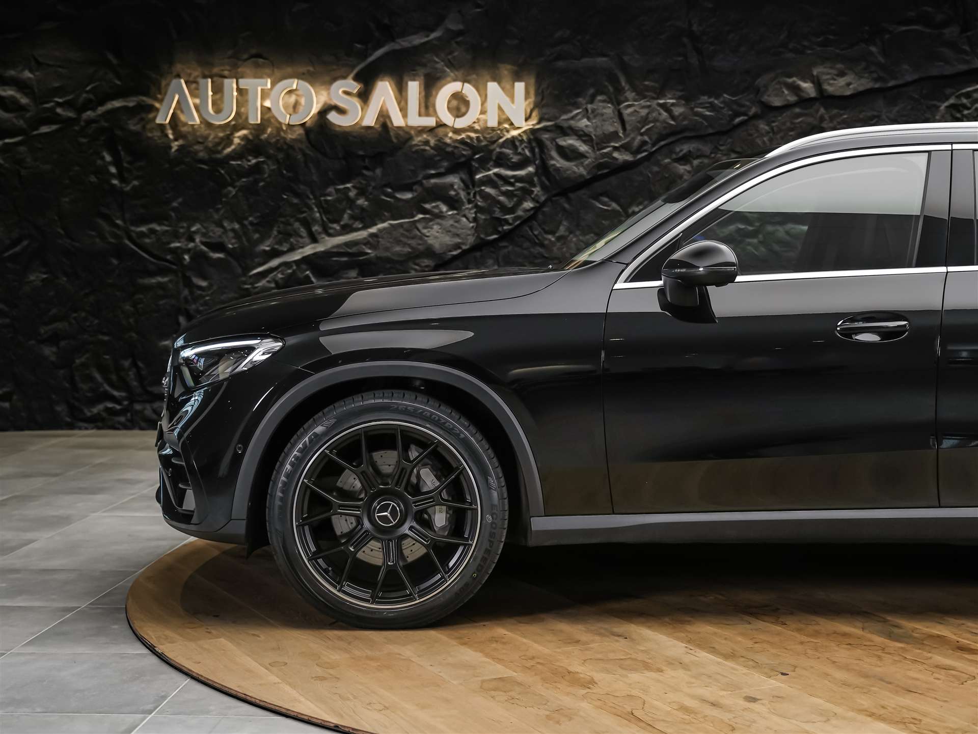 MERCEDES-BENZ GLC 300 d 4Matic AMG Line 9G-Tronic *Panorama*Abstandsregler*21" Felgen*-image-16