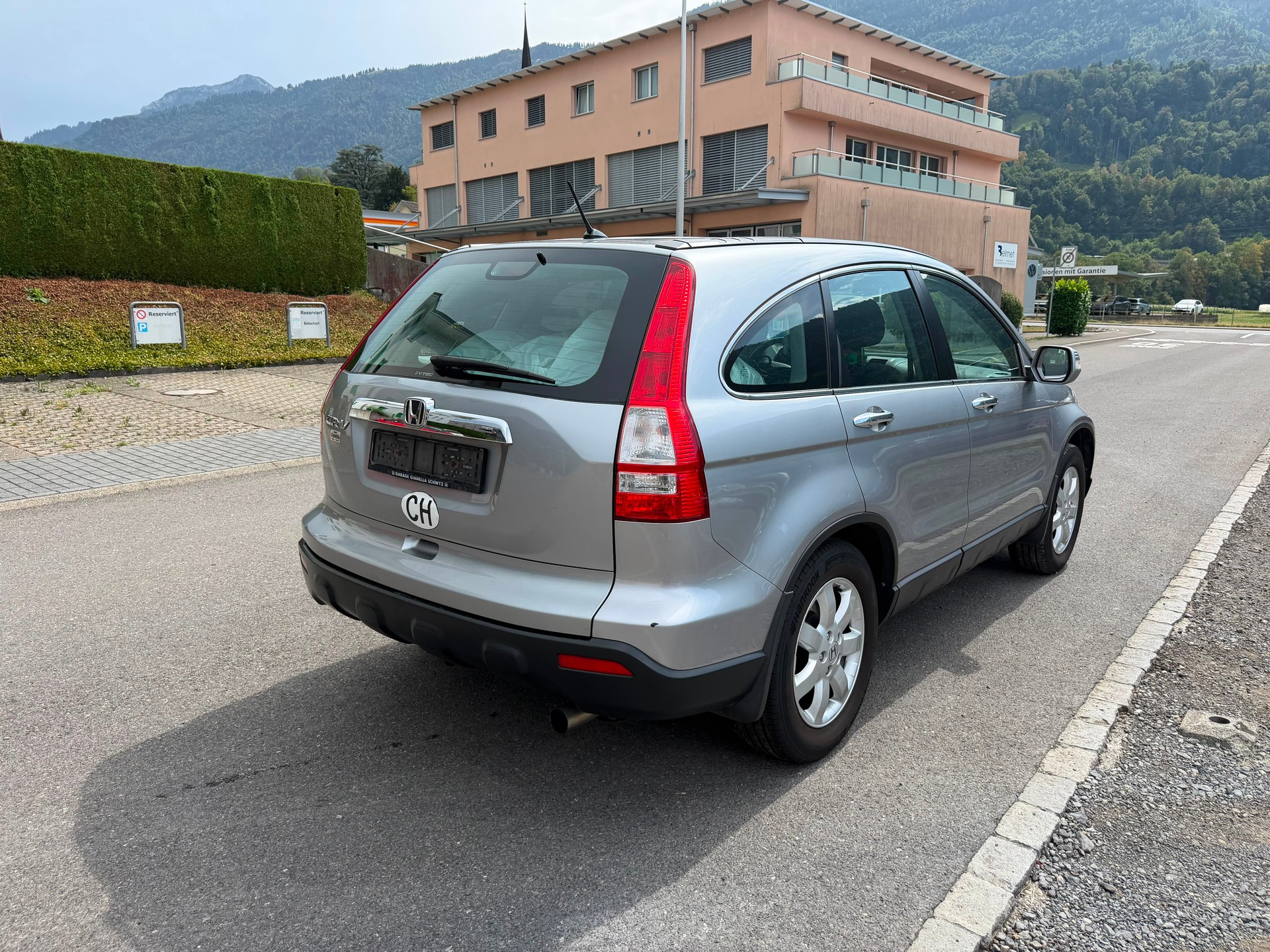 HONDA CR-V 2.0 4WD Executive-image-2