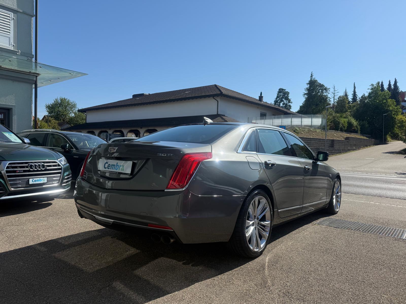 CADILLAC CT6 3.0 Twin Turbo Luxury-image-3