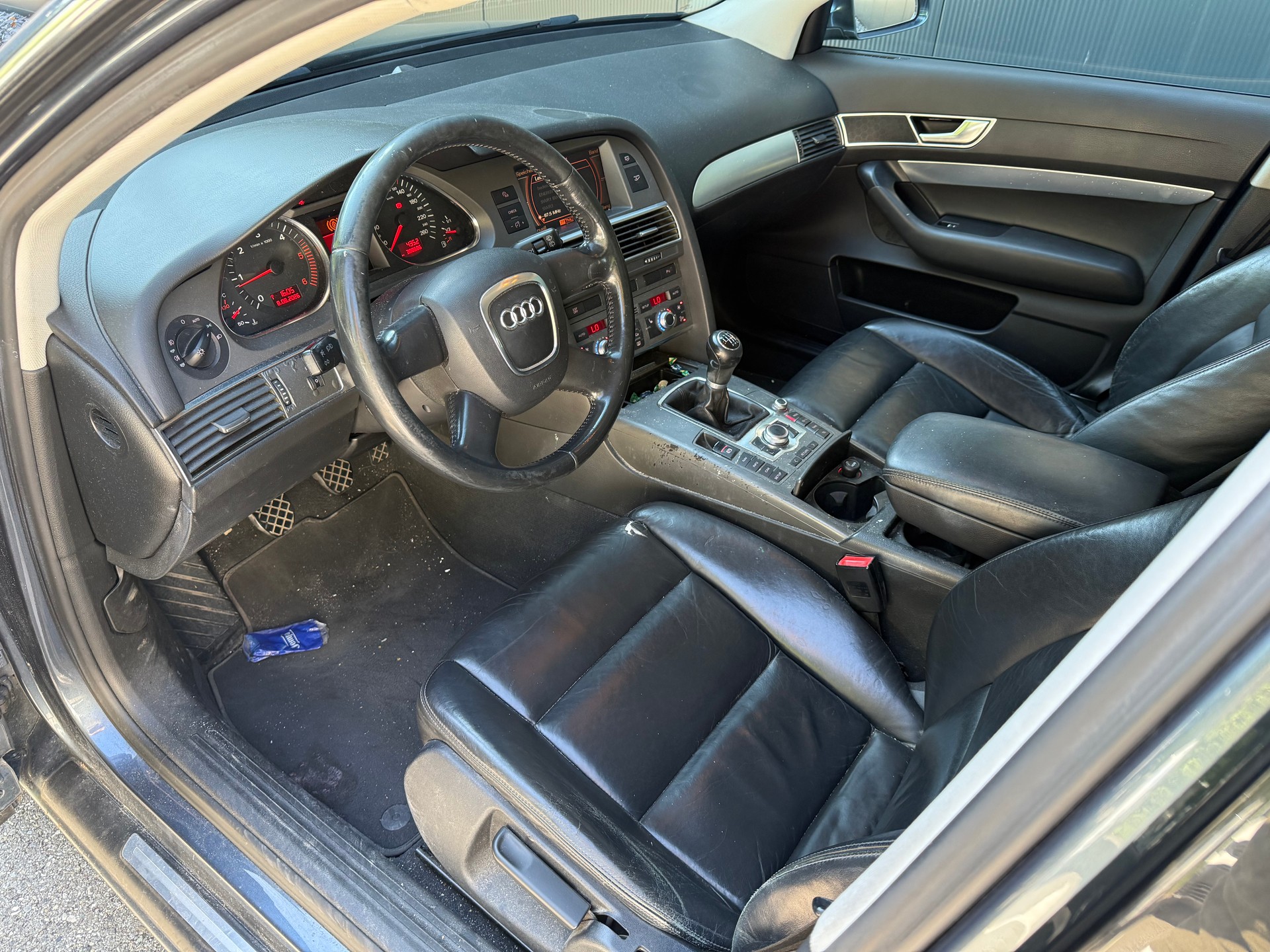 AUDI A6 Avant 2.7 V6 TDI-image-8