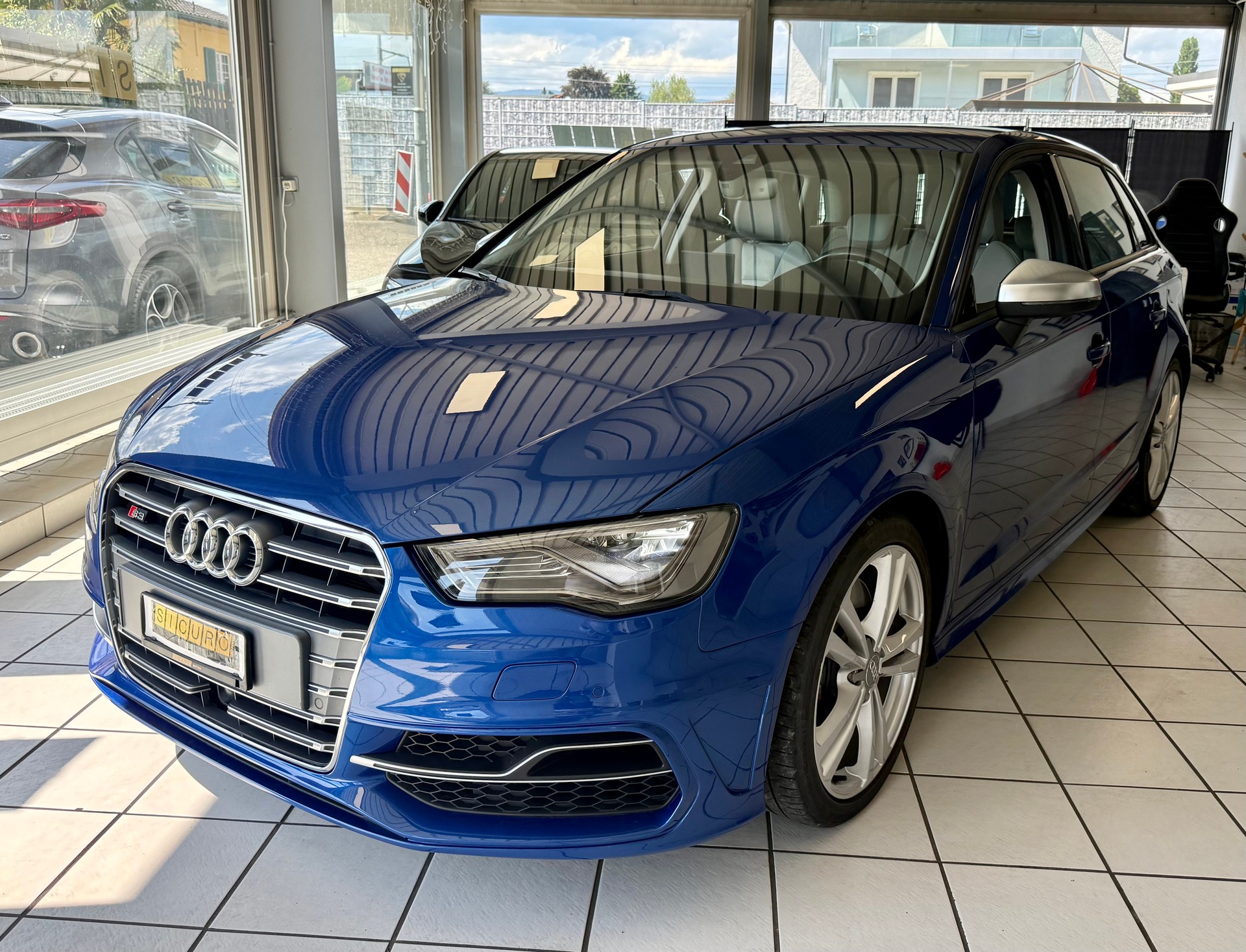 AUDI S3 Sportback 2.0 TFSI quattro S-tronic-image-2