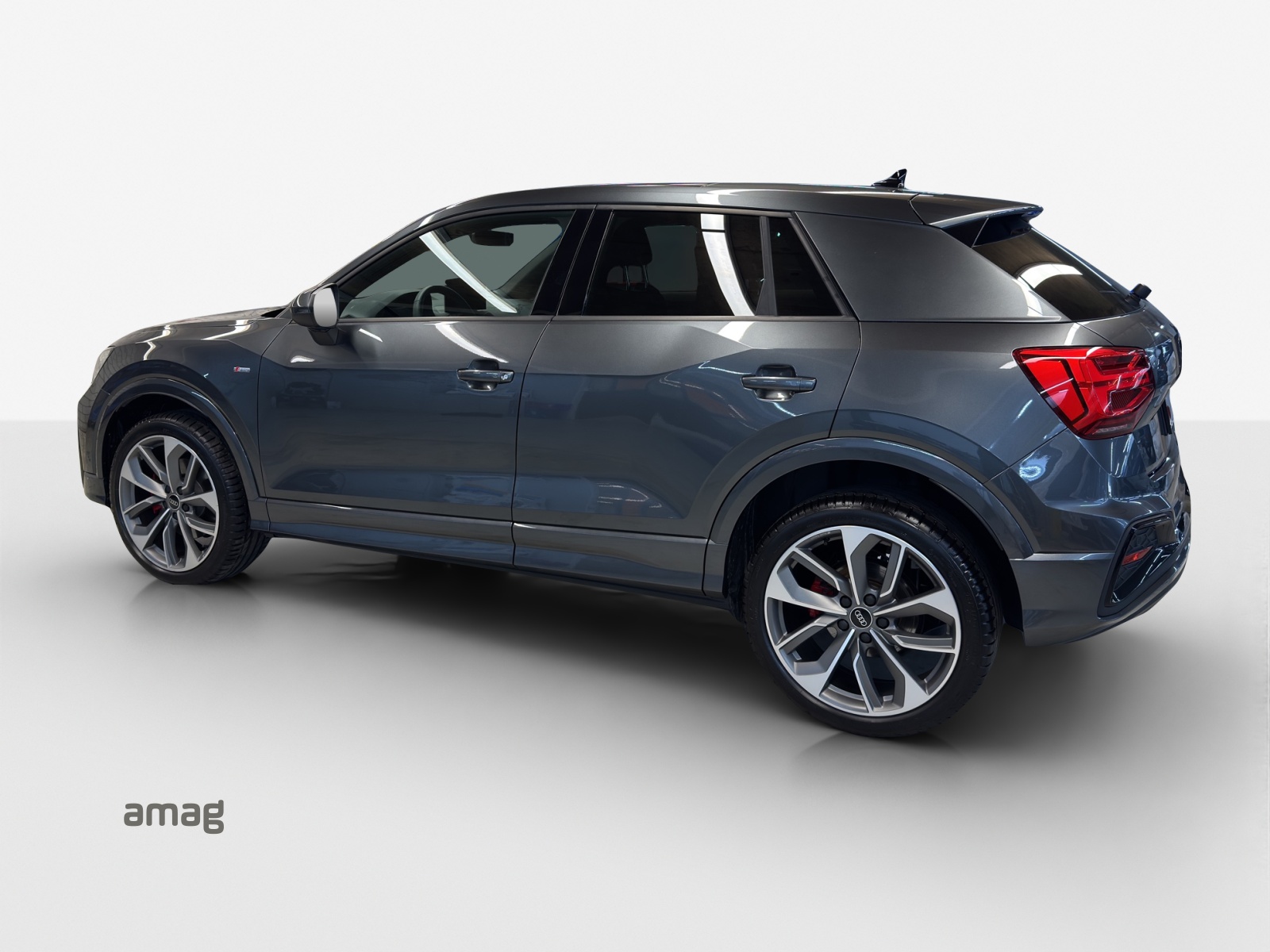 AUDI Q2 40 TFSI S line Attraction quattro S-tronic-image-2