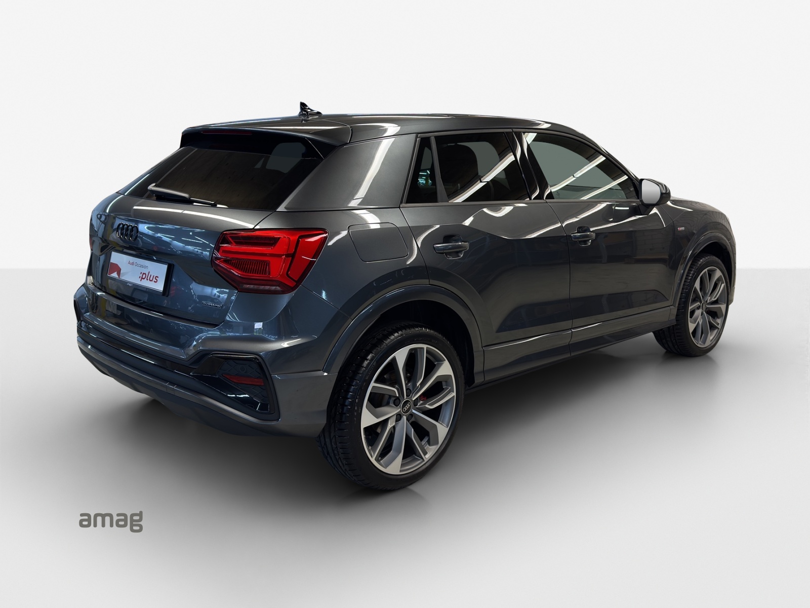 AUDI Q2 40 TFSI S line Attraction quattro S-tronic-image-4