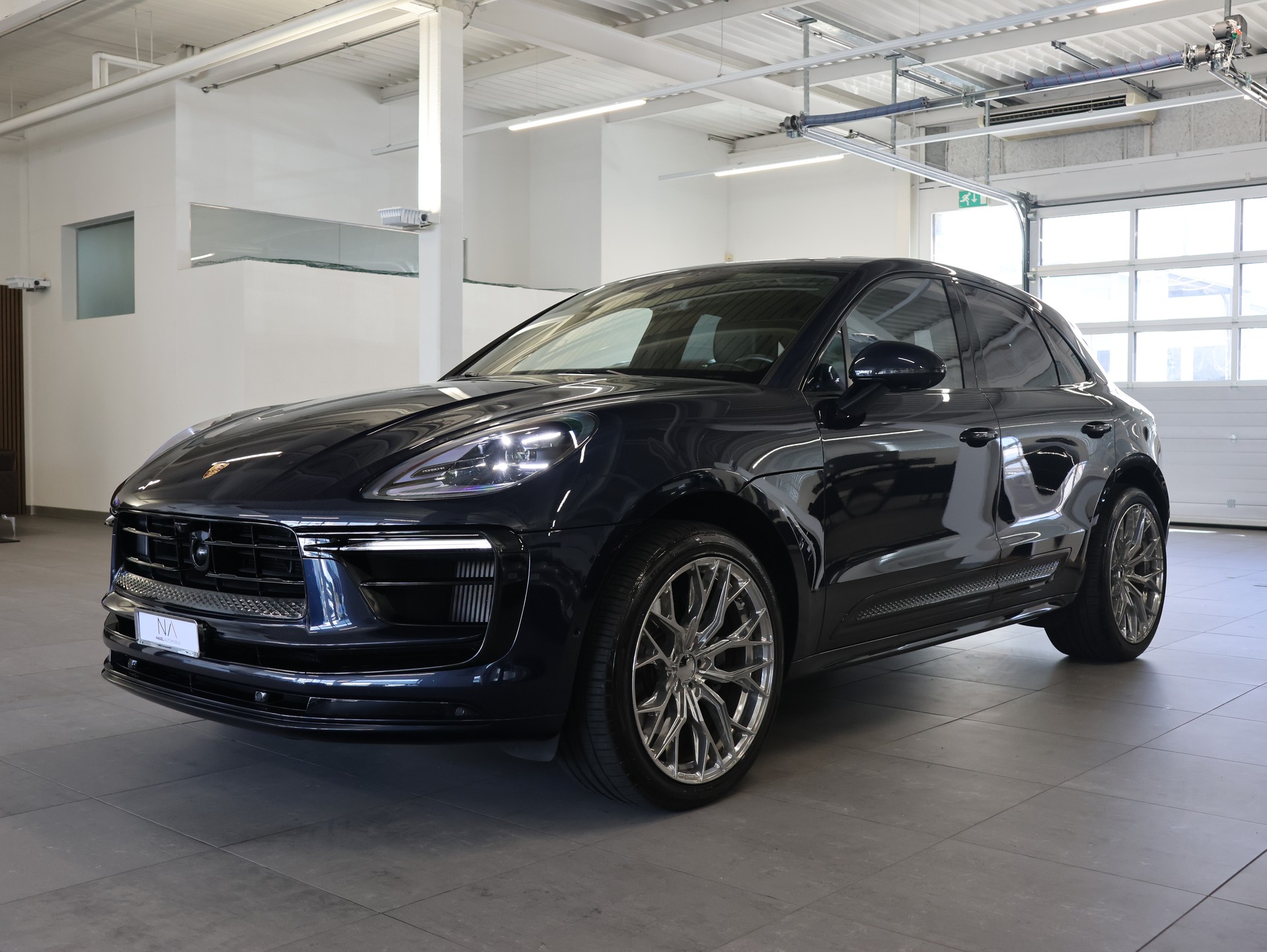 PORSCHE Macan S PDK *Panoramadach* *Bose* *Sitzheizung*-image-3