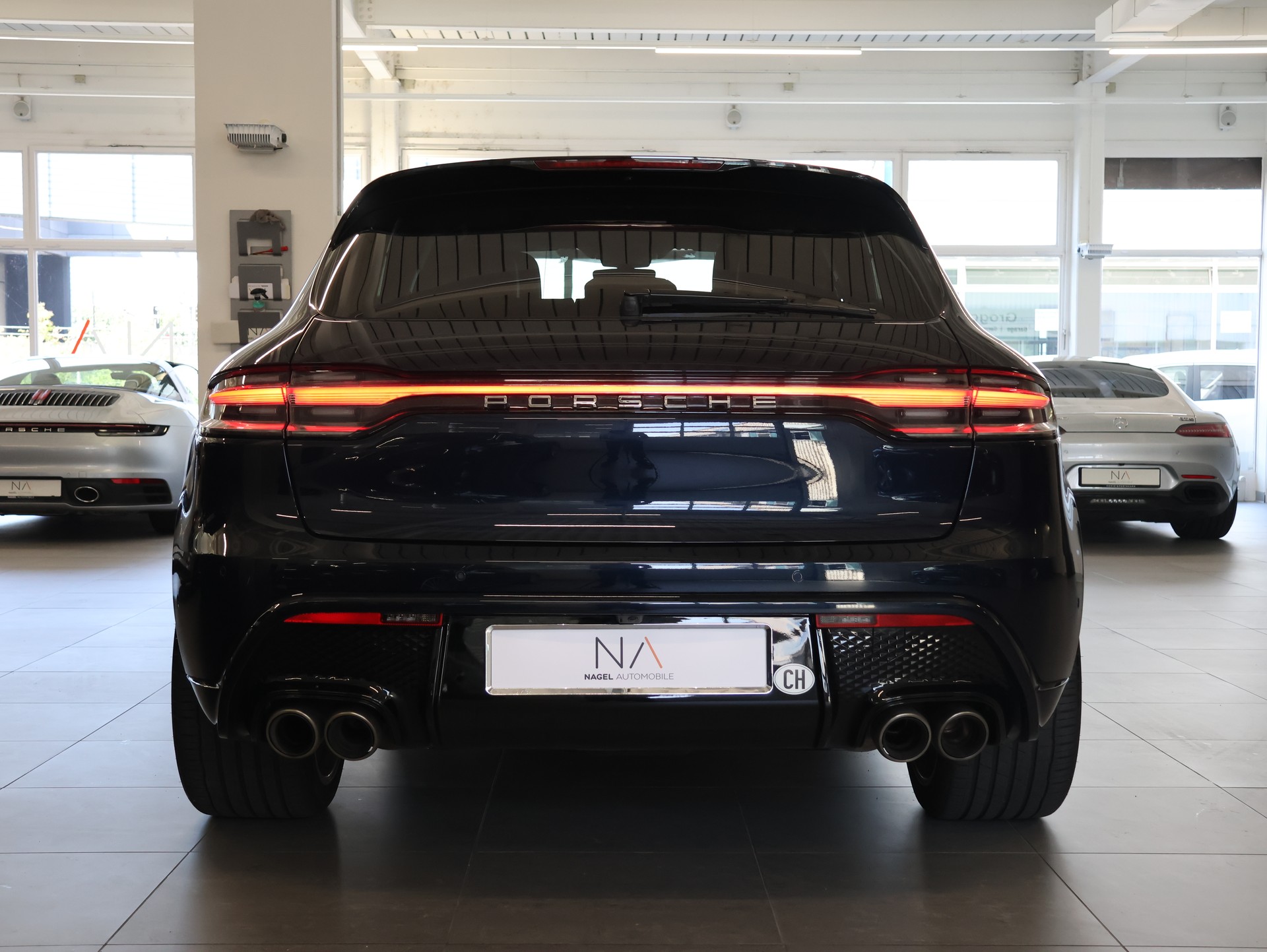 PORSCHE Macan S PDK *Panoramadach* *Bose* *Sitzheizung*-image-4