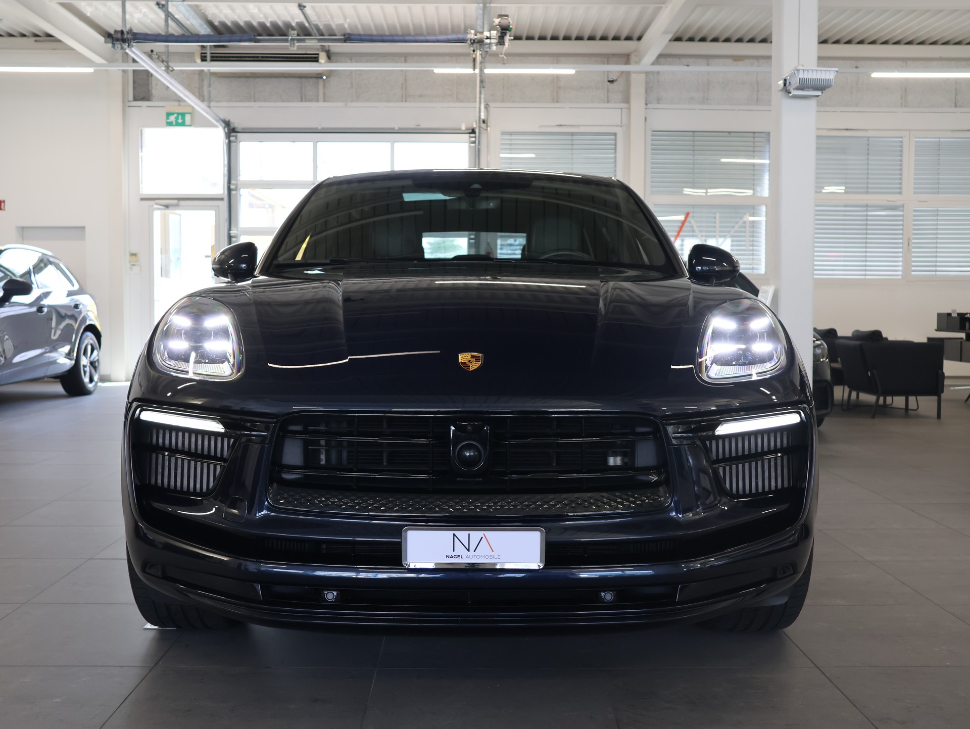 PORSCHE Macan S PDK *Panoramadach* *Bose* *Sitzheizung*-image-2