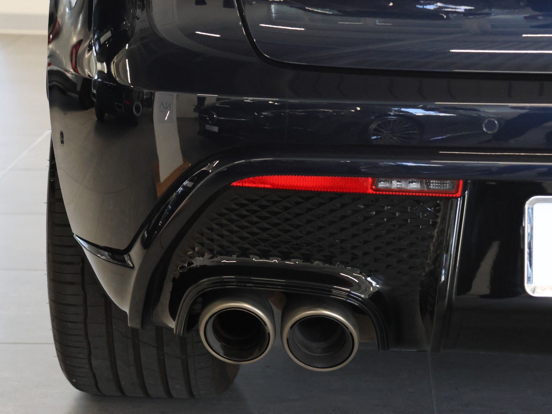 PORSCHE Macan S PDK *Panoramadach* *Bose* *Sitzheizung*-image-14