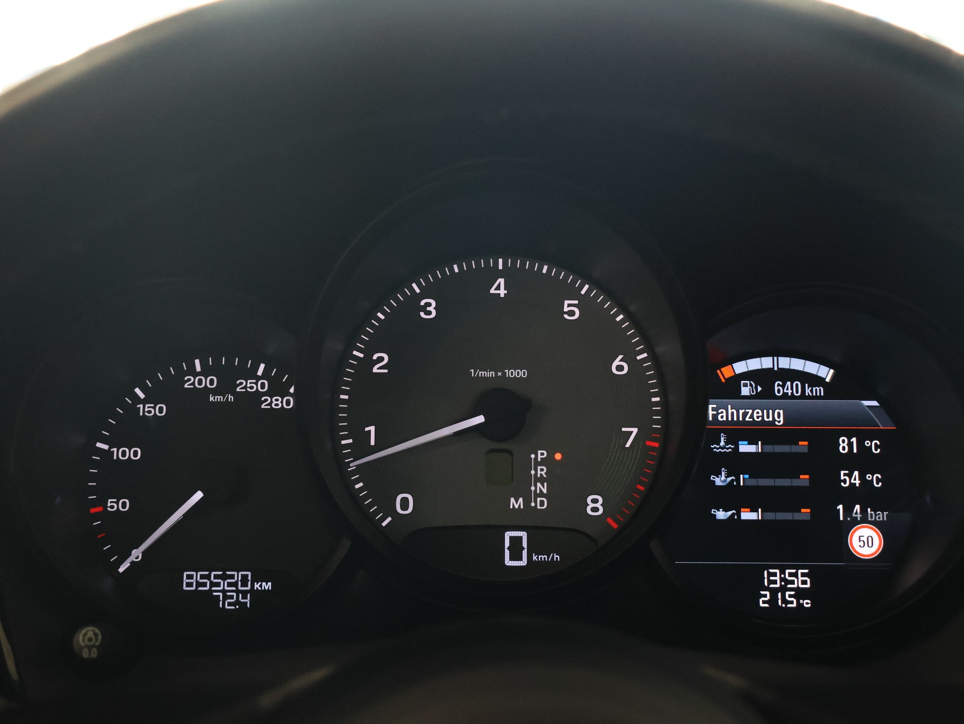 PORSCHE Macan S PDK *Panoramadach* *Bose* *Sitzheizung*-image-25