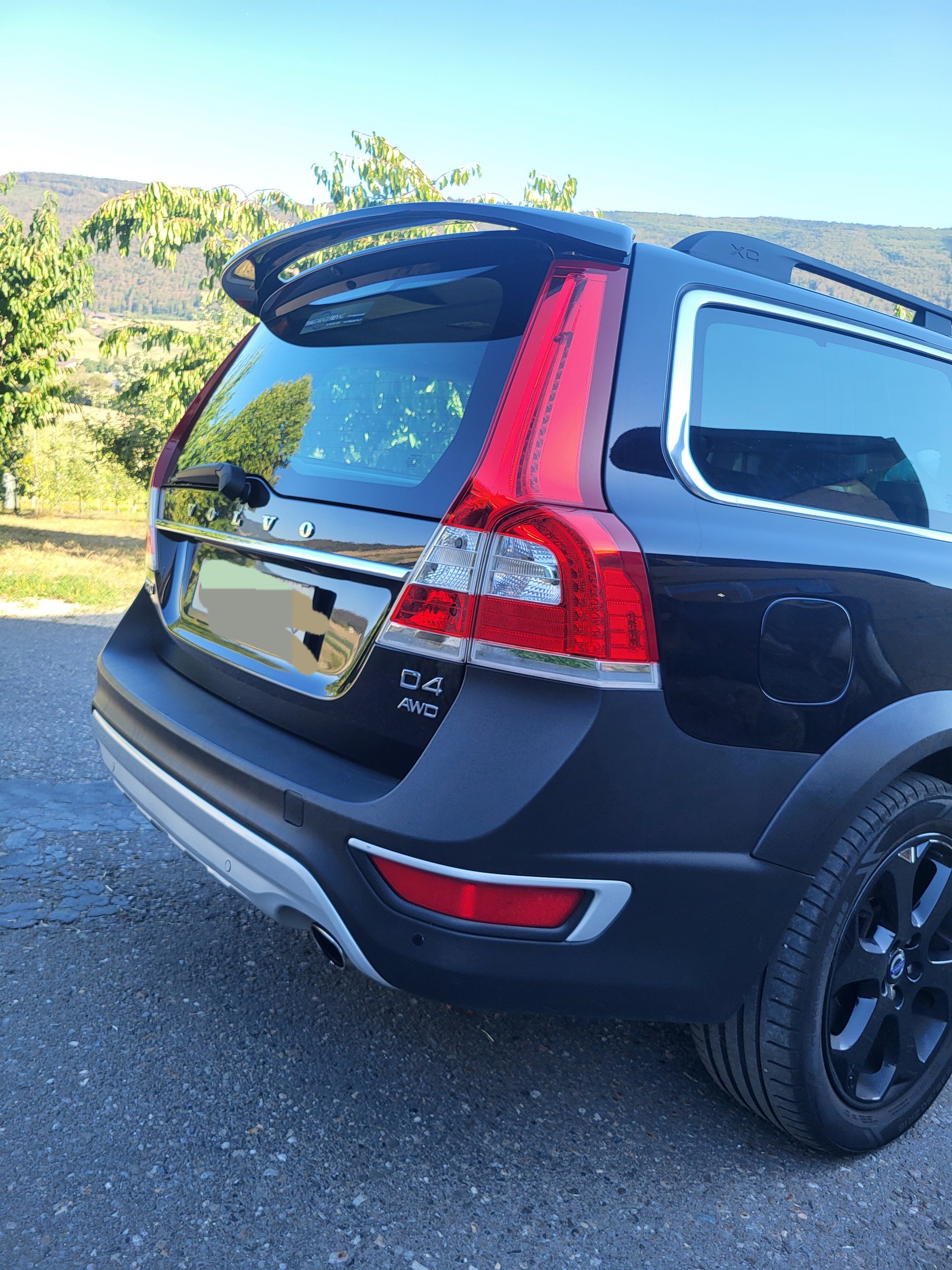 VOLVO 2.4 D4 Summum AWD-image-4