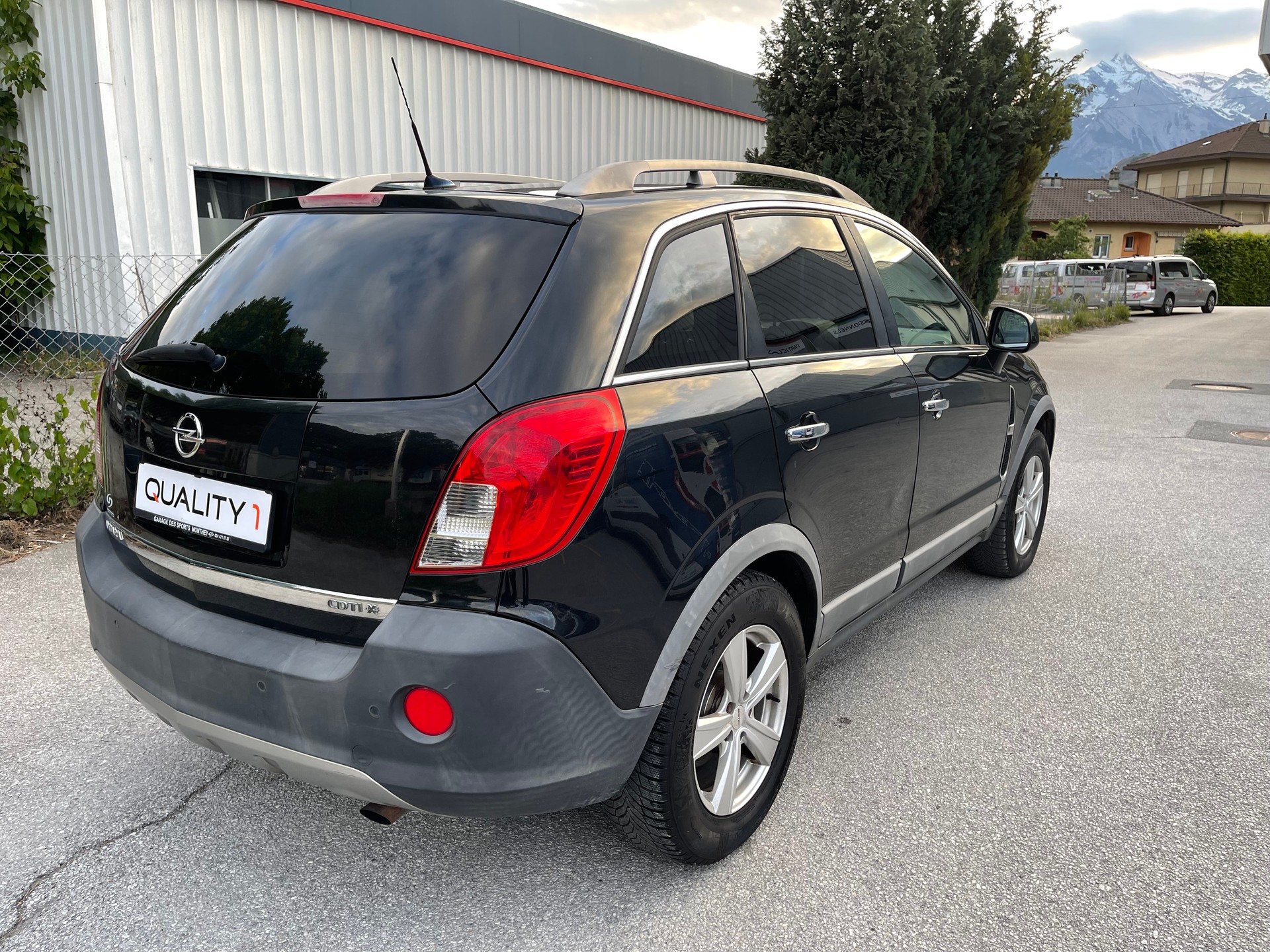 OPEL Antara 2.2 CDTi Cosmo 4WD Automatic-image-2