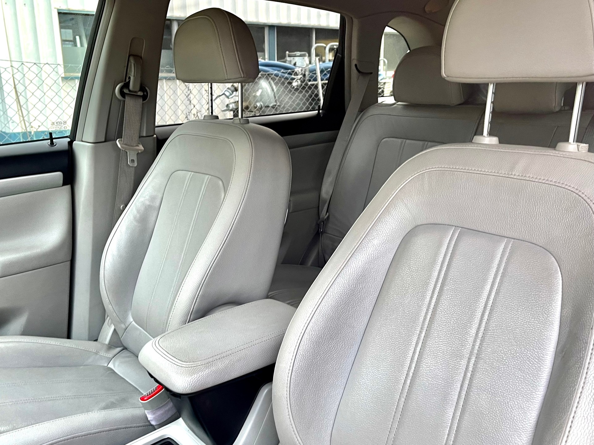 OPEL Antara 2.2 CDTi Cosmo 4WD Automatic-image-24