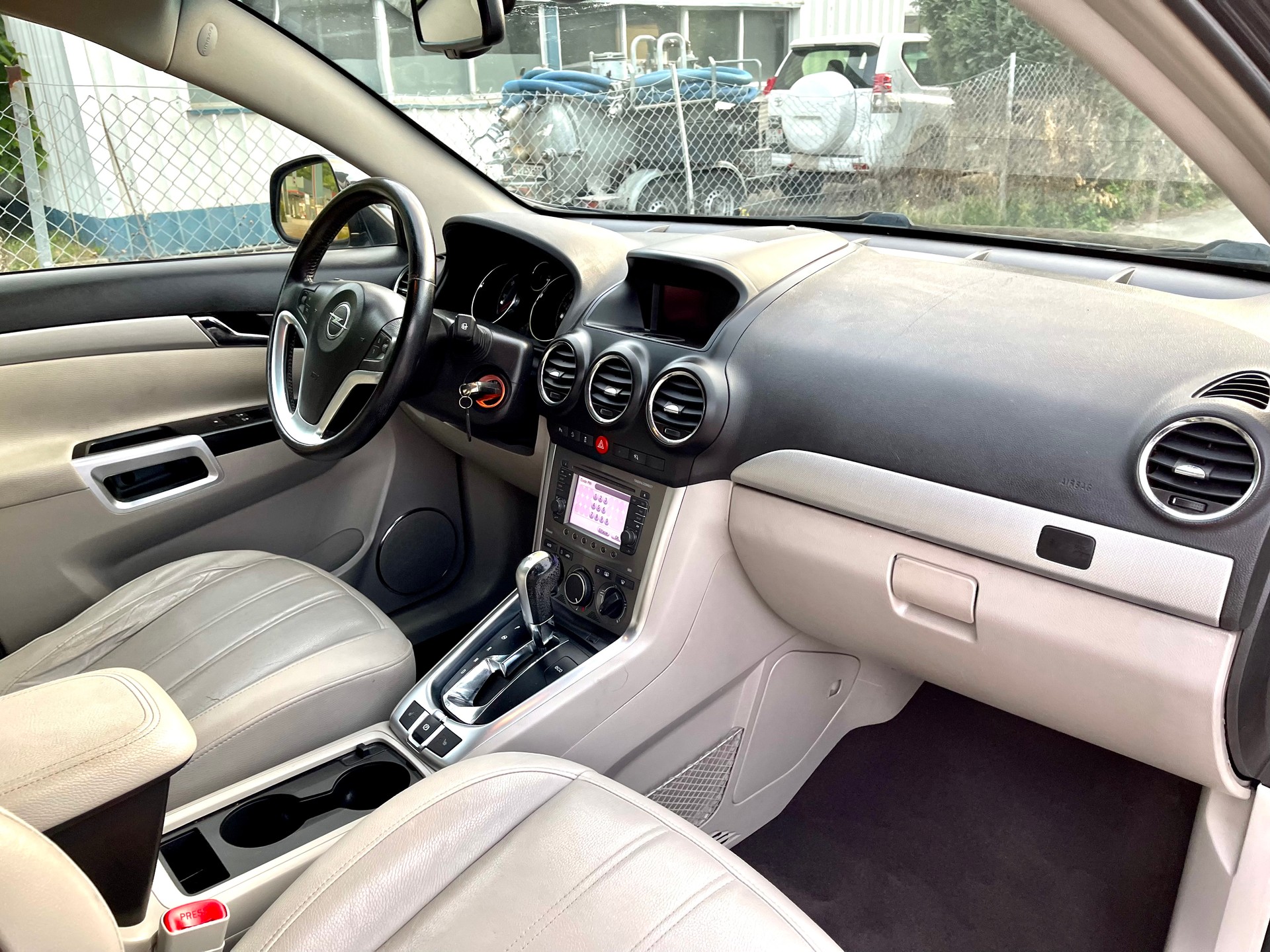 OPEL Antara 2.2 CDTi Cosmo 4WD Automatic-image-15