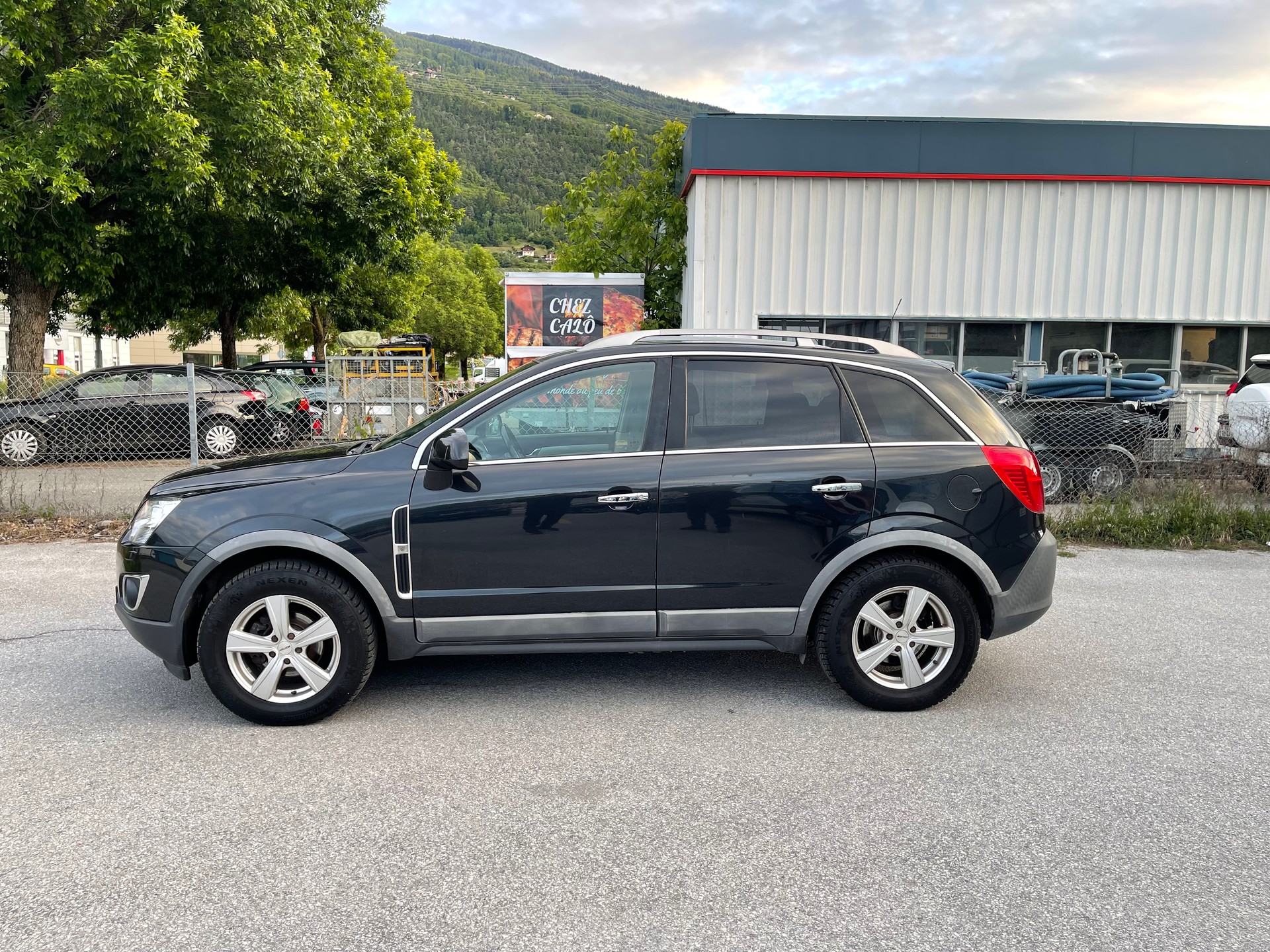 OPEL Antara 2.2 CDTi Cosmo 4WD Automatic-image-18