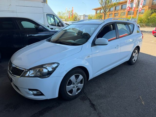 KIA Cee'd Sporty Wagon 1.4 16V Basic-image-0