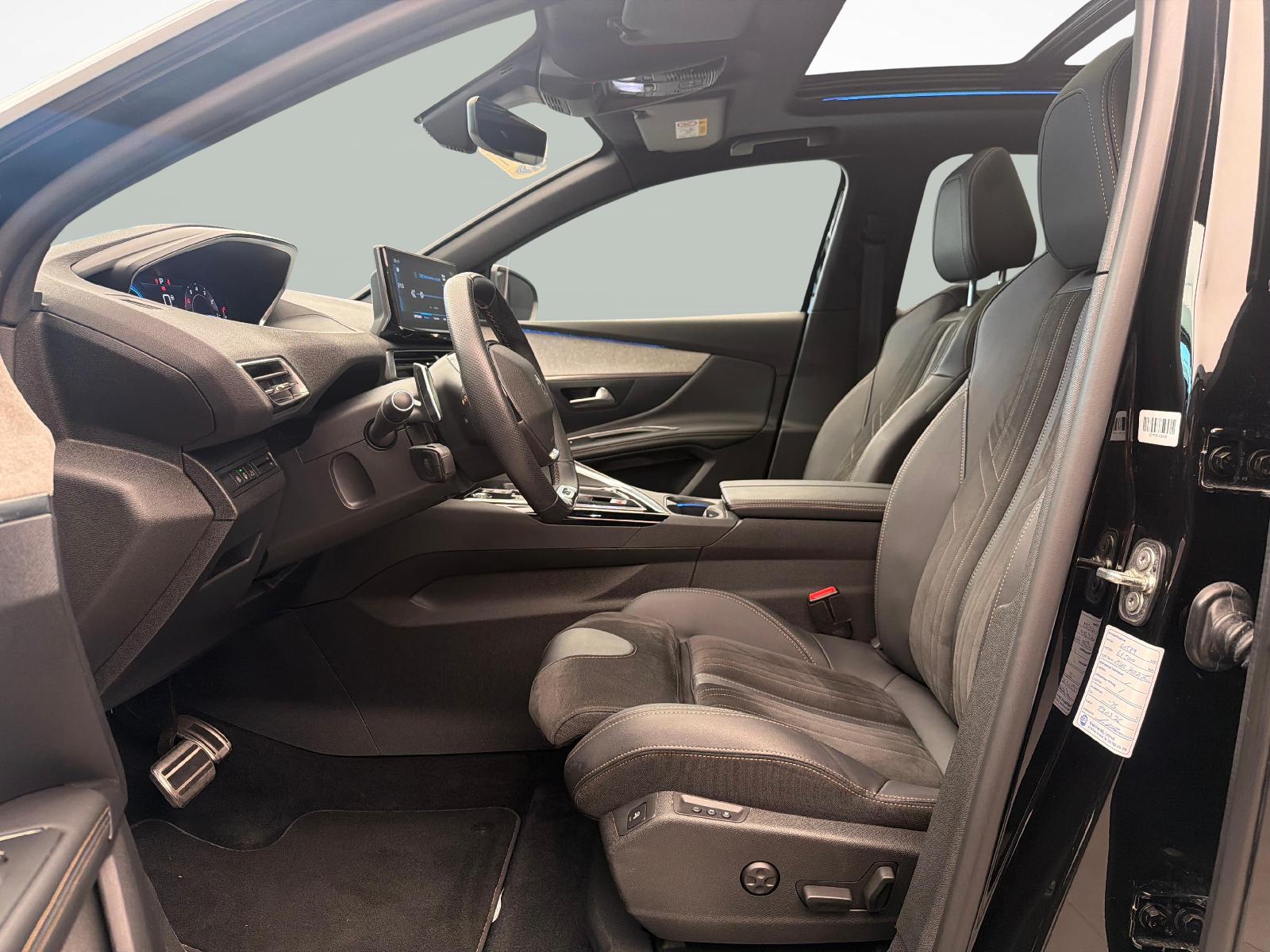PEUGEOT 3008 1.2 PureTech GT-image-9
