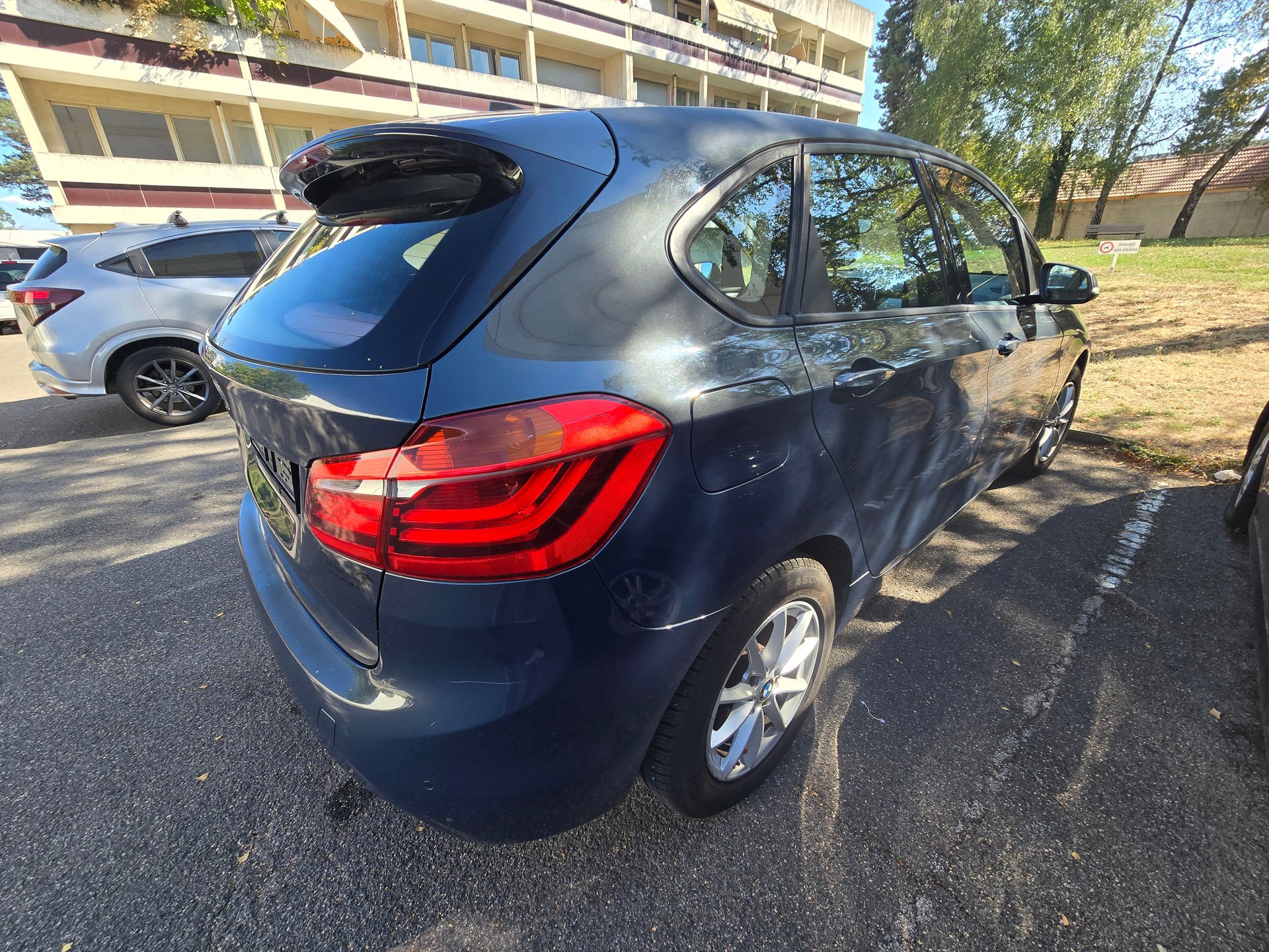 BMW 218i Active Tourer Luxury Line Steptronic-image-7